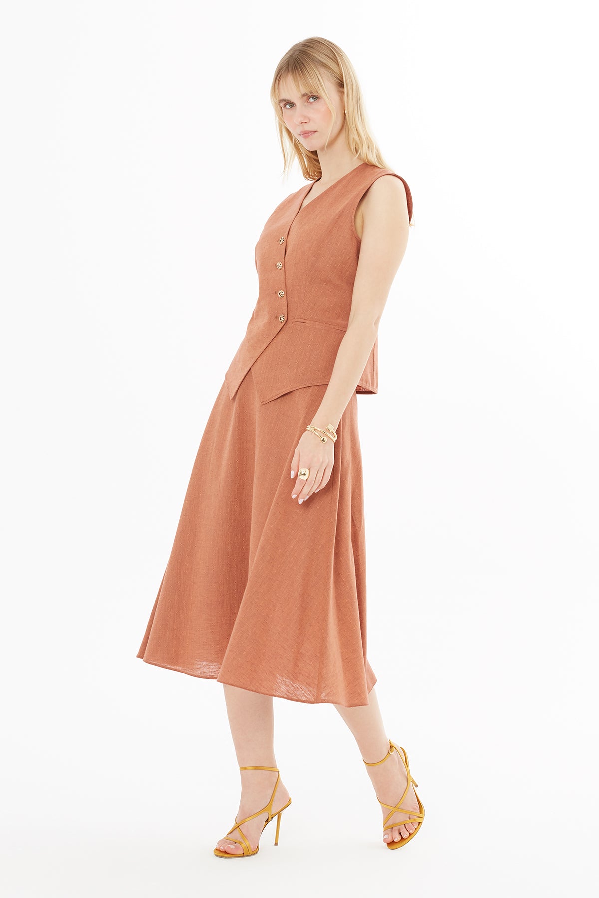 Midi Etek Ve Yelekli Tarçın Takım