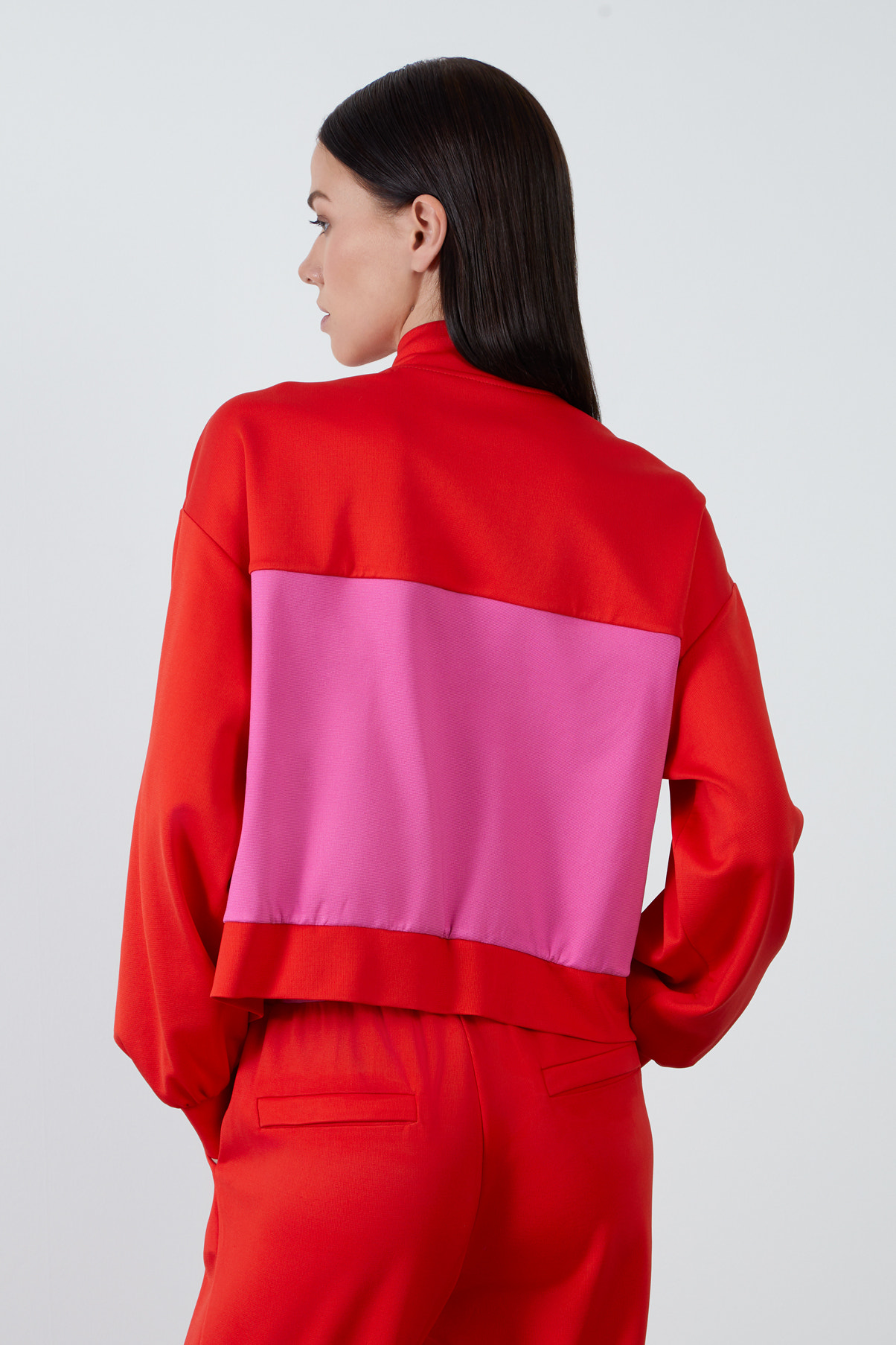 Etiket Detaylı Bağcıklı Geniş Cepli Pembe Eşofman Üstü