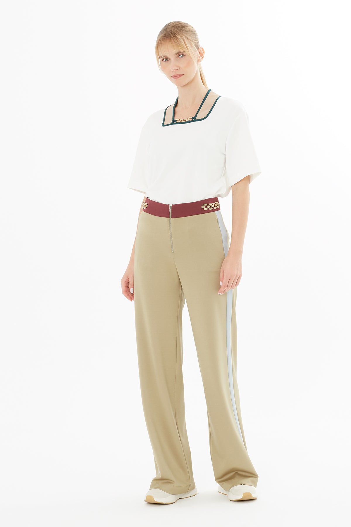 Aksesuar Detaylı Eşofman Altı