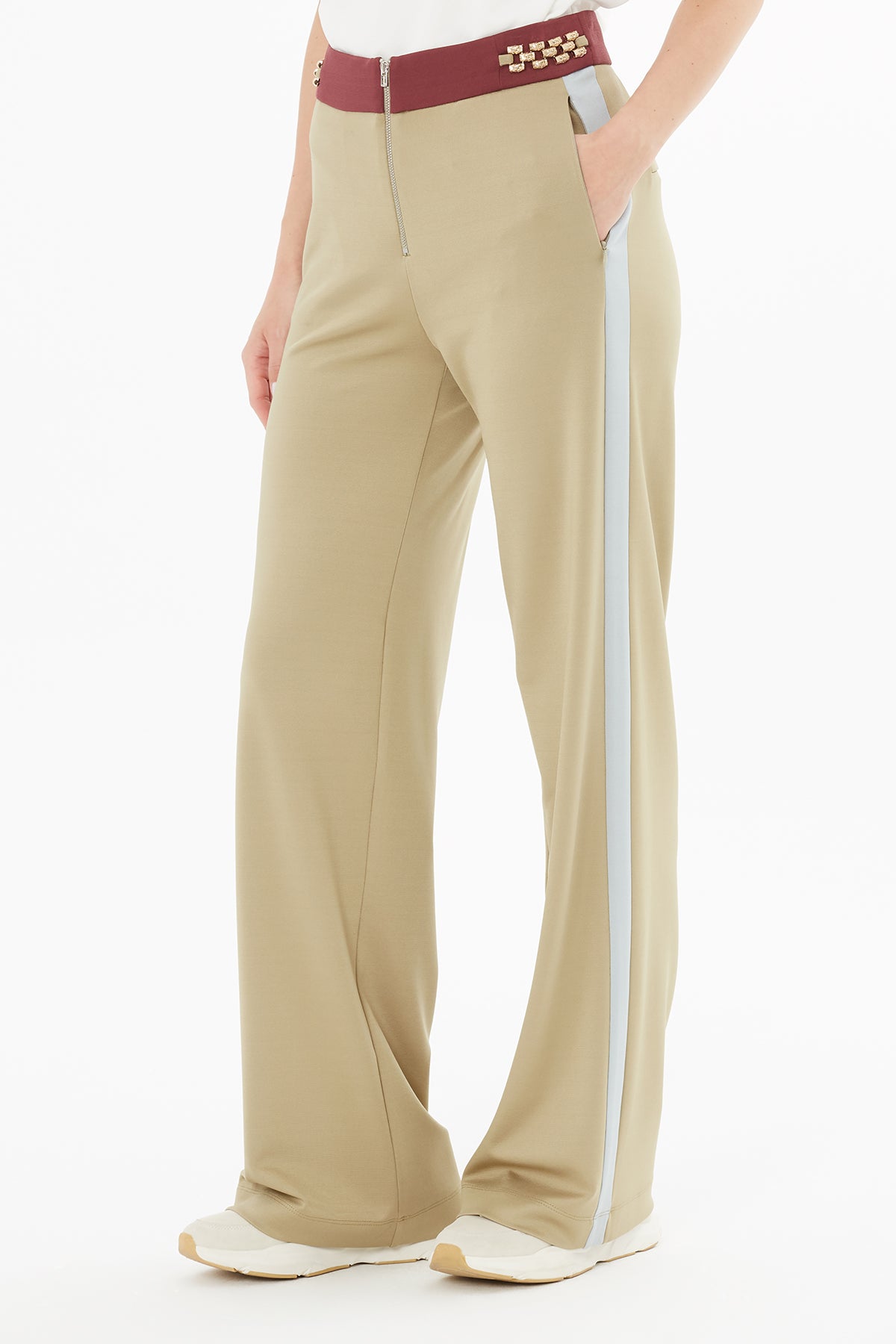 Aksesuar Detaylı Eşofman Altı