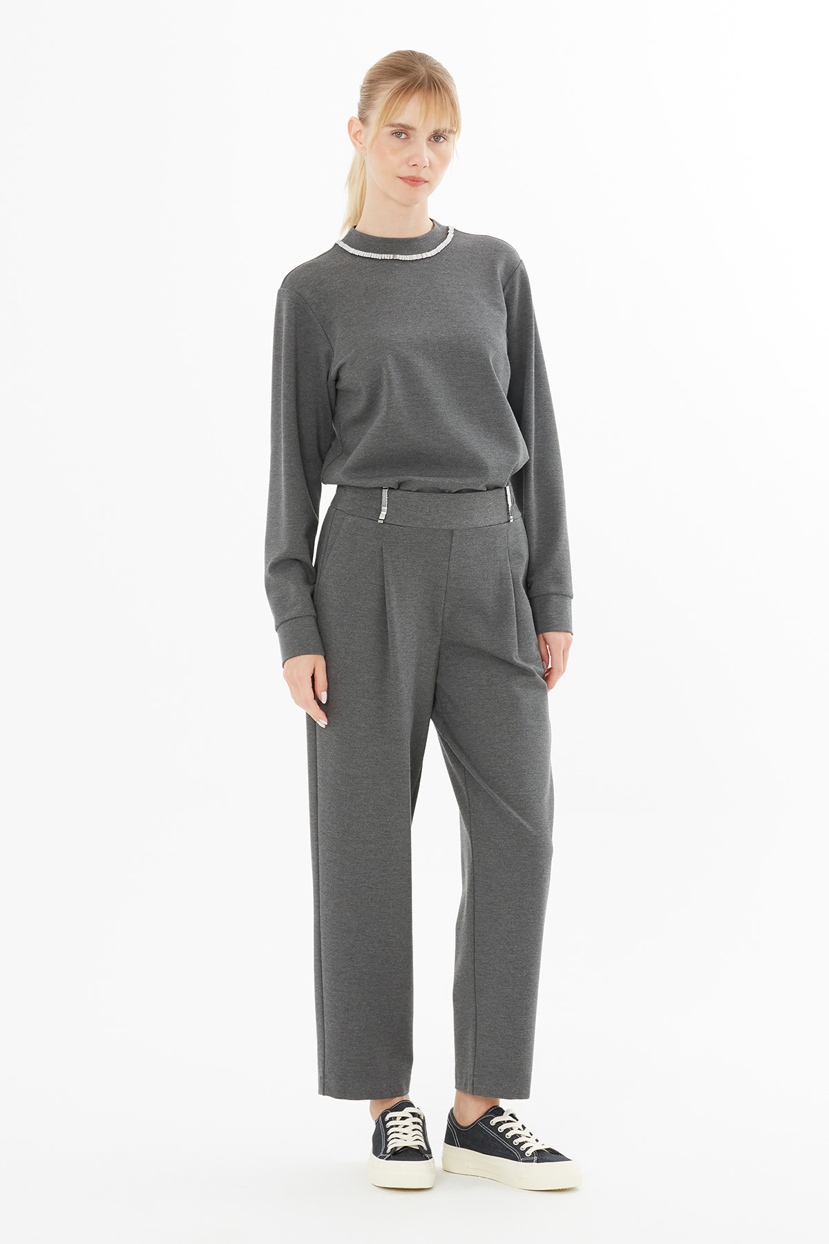 İşleme Detaylı Bileği Lastikli Eşofman Altı