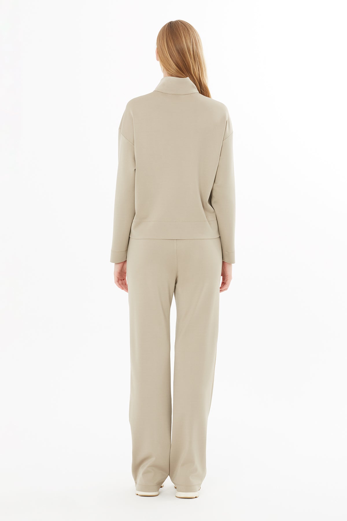 Dik Yakalı İşleme Detaylı Bluz