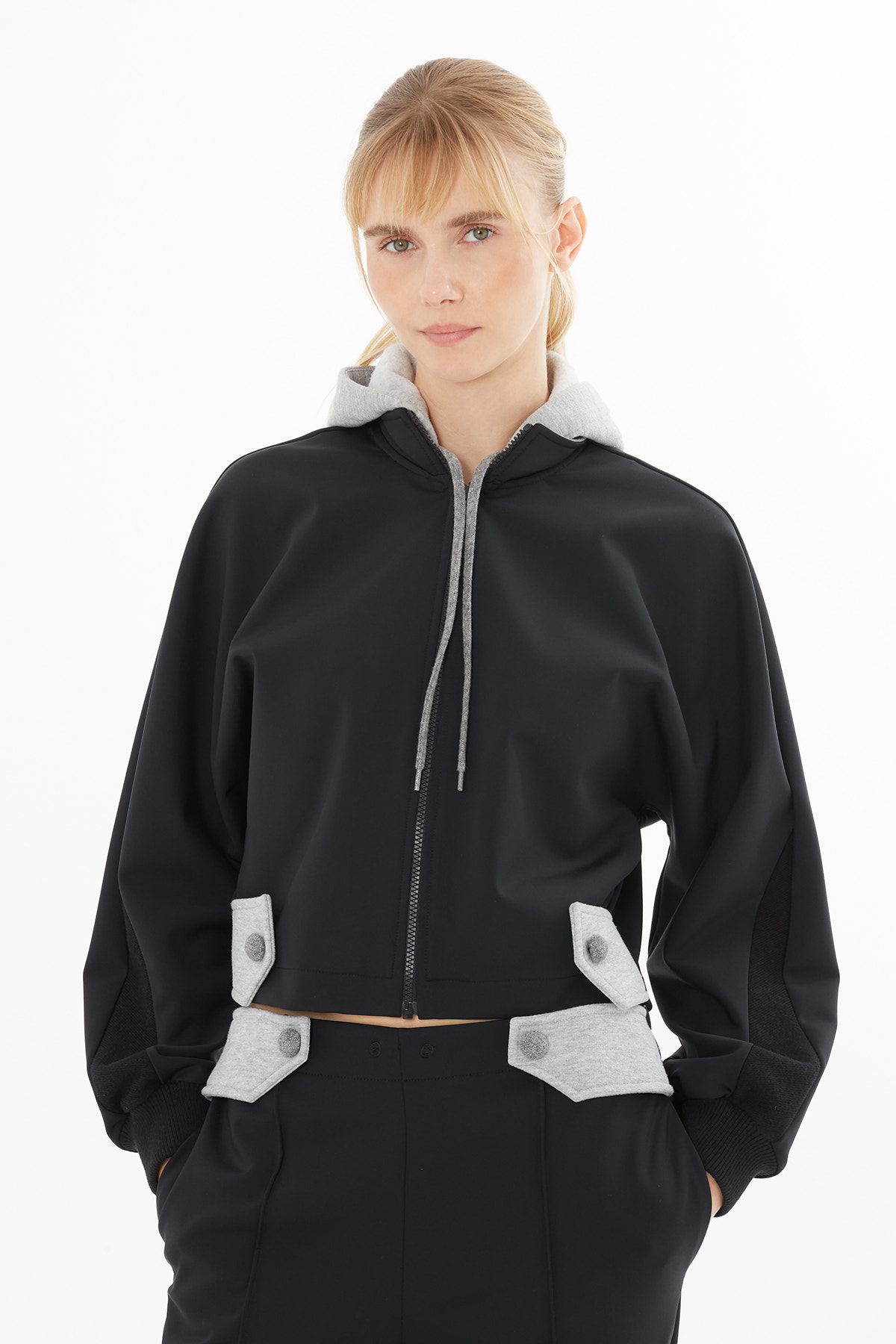 Kontras Detaylı Apoletli Ceket