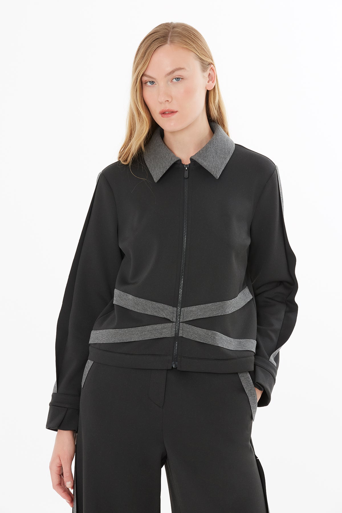 Dikiş Detaylı Ceket