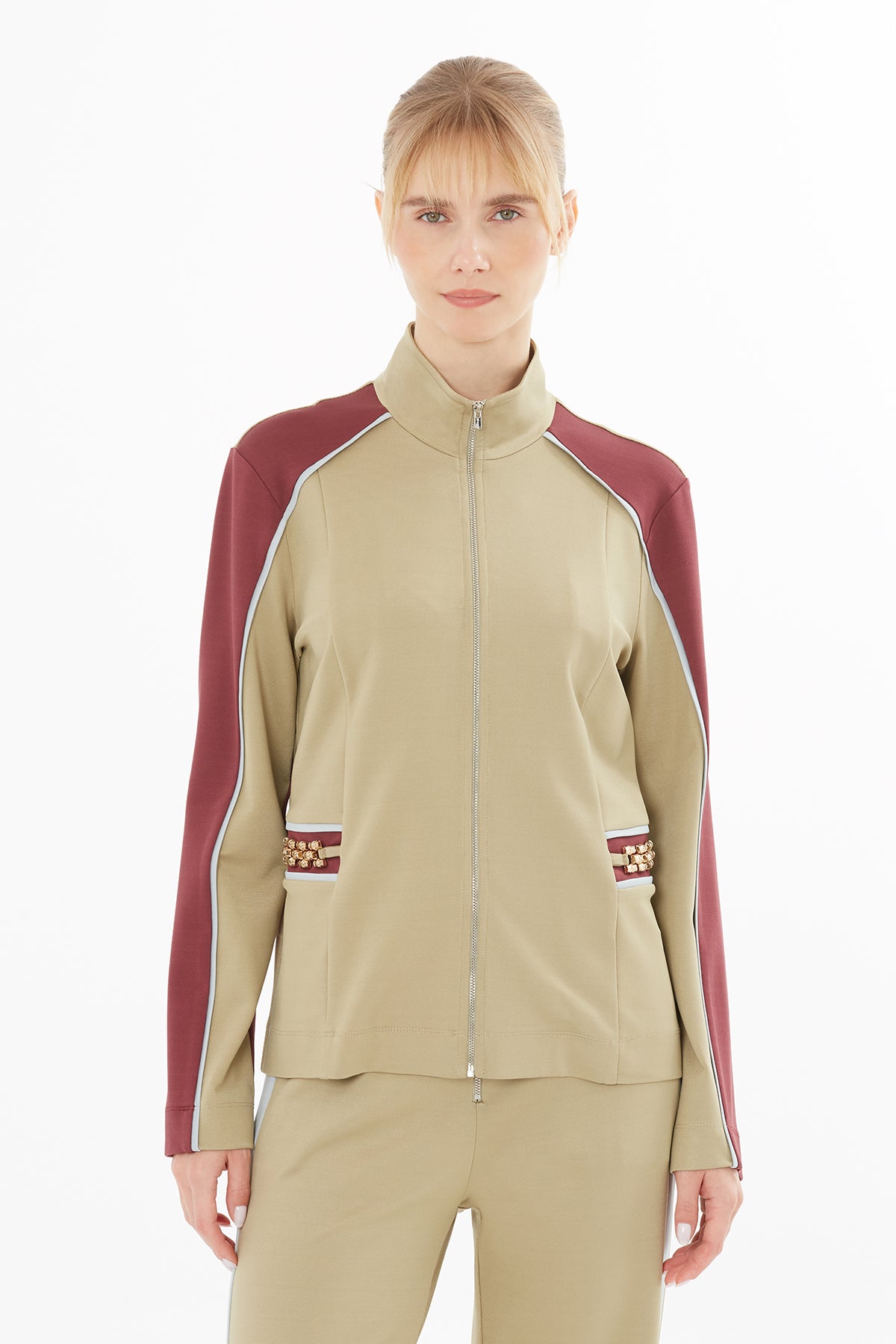 Aksesuar Detaylı Ceket