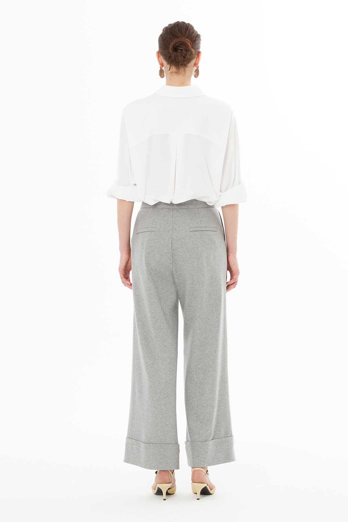 Düğme Detaylı Pantolon