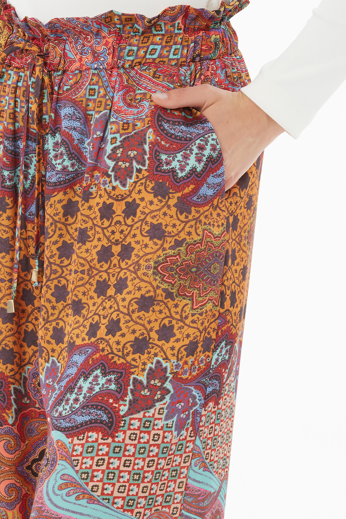 Kendi Kumaşından Kuşaklı Gizli Cepli Pantolon