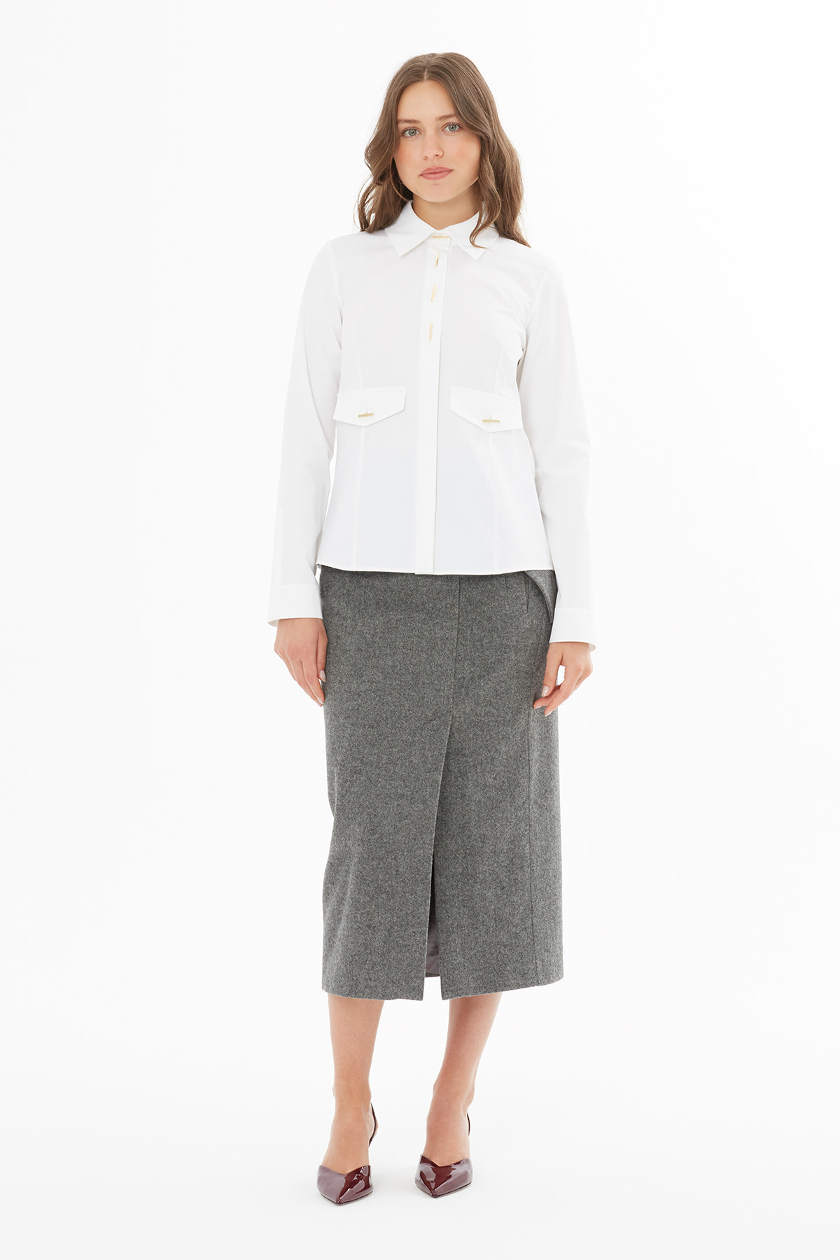 Düğme Detaylı Süs Cepli Gömlek