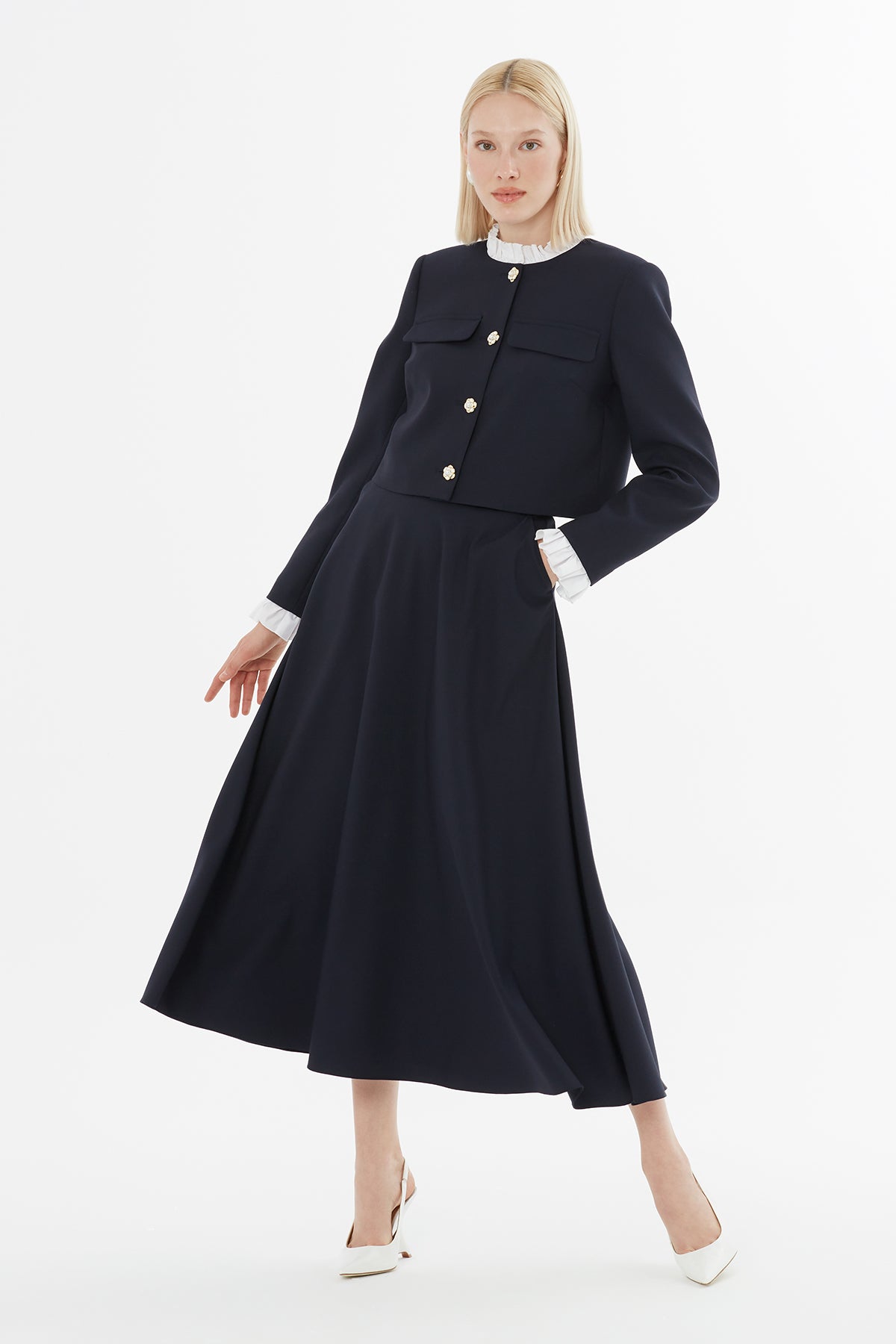 Fırfır Detaylı Ceket Ve Pileli Etekli Takım