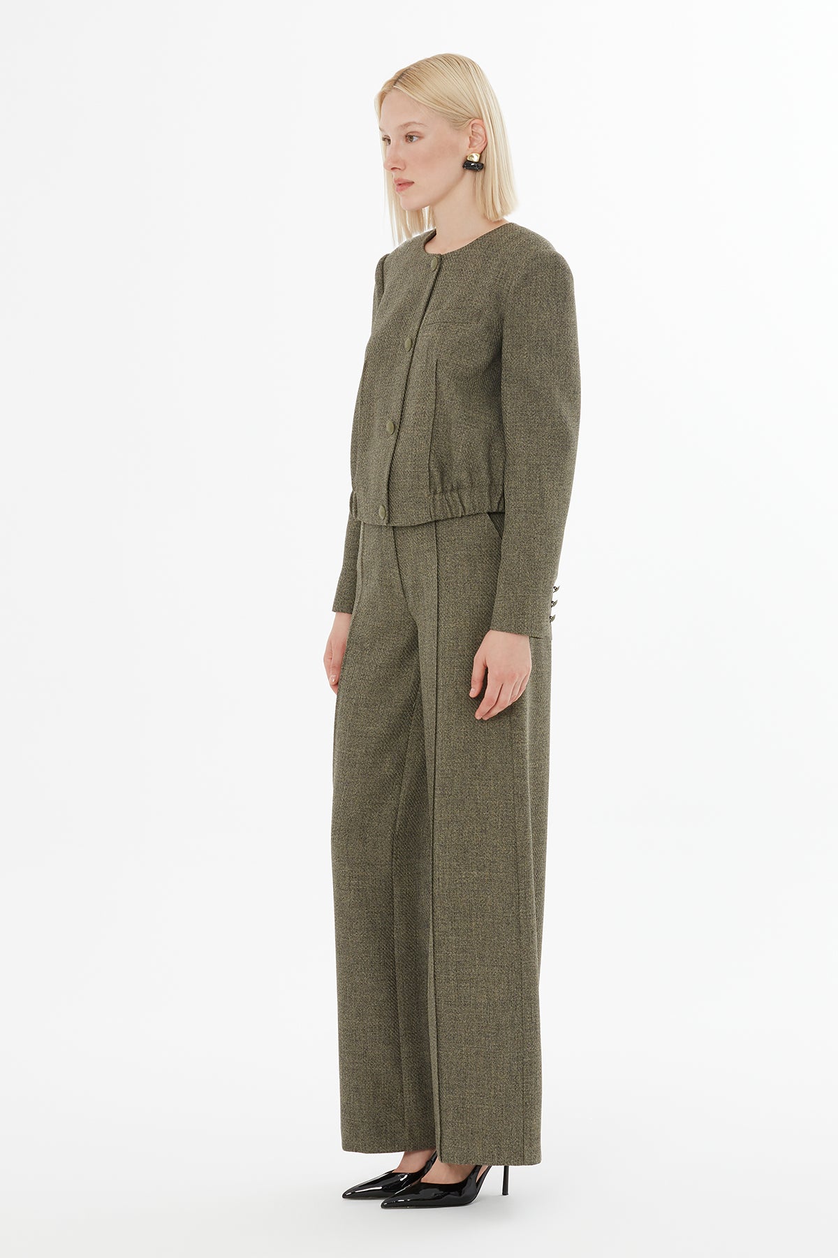 Beli Lastikli Ceket Ve Pantolonlu Takım