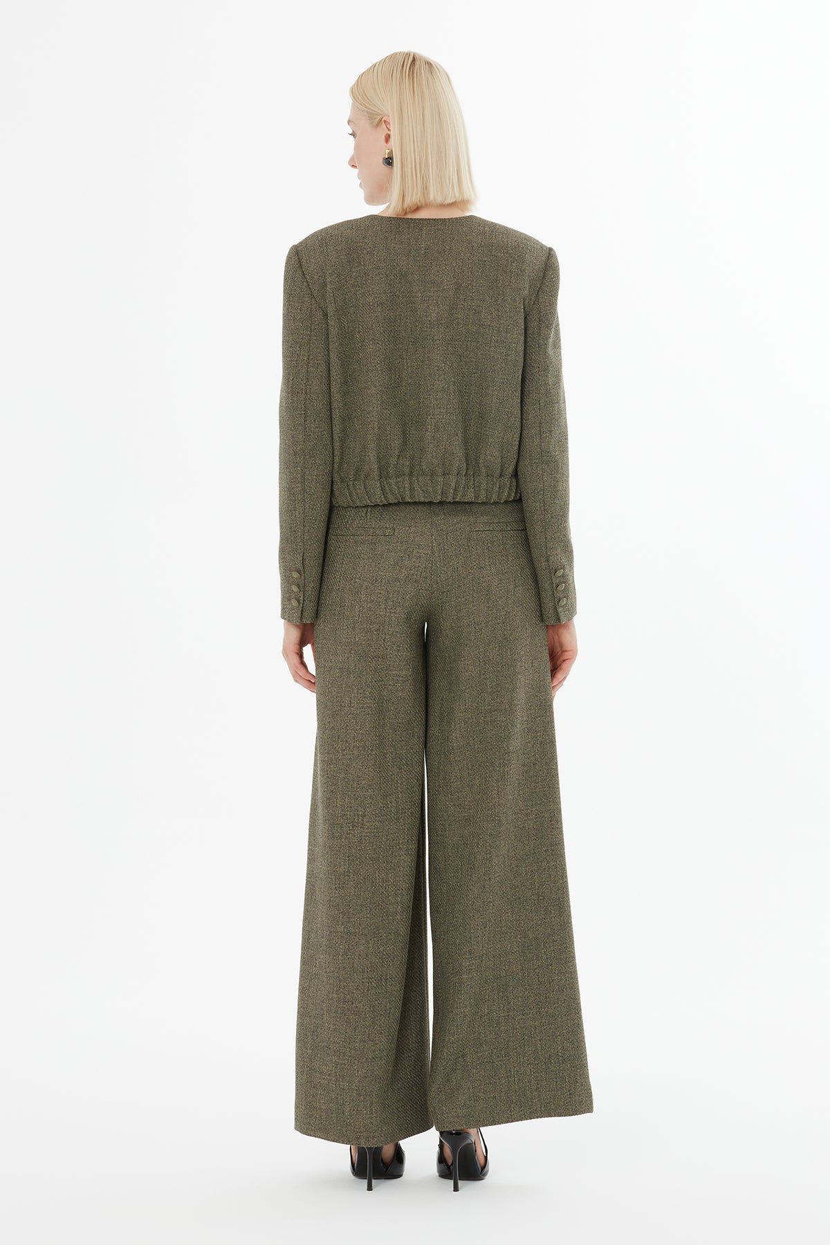 Beli Lastikli Ceket Ve Pantolonlu Takım