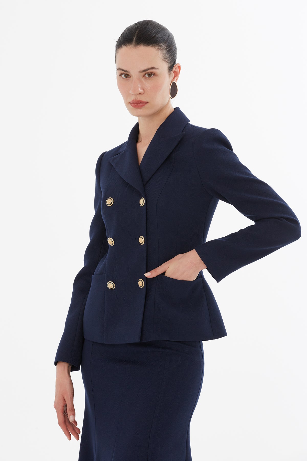 Düğme Kapamalı Ceket Ve Pileli Etekli  Takım