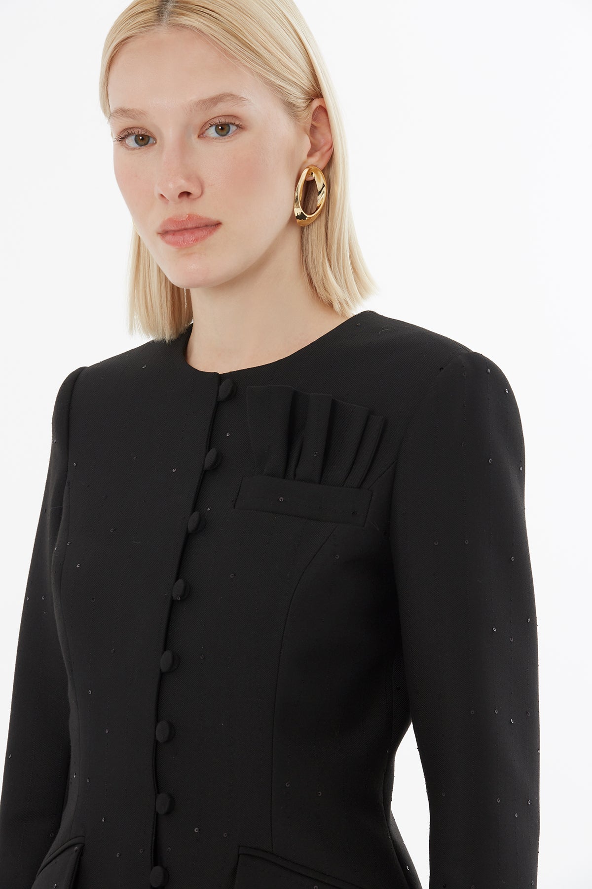 Kruvaze Kapamalı Kemerli Ceket ve Pantolonlu Takım