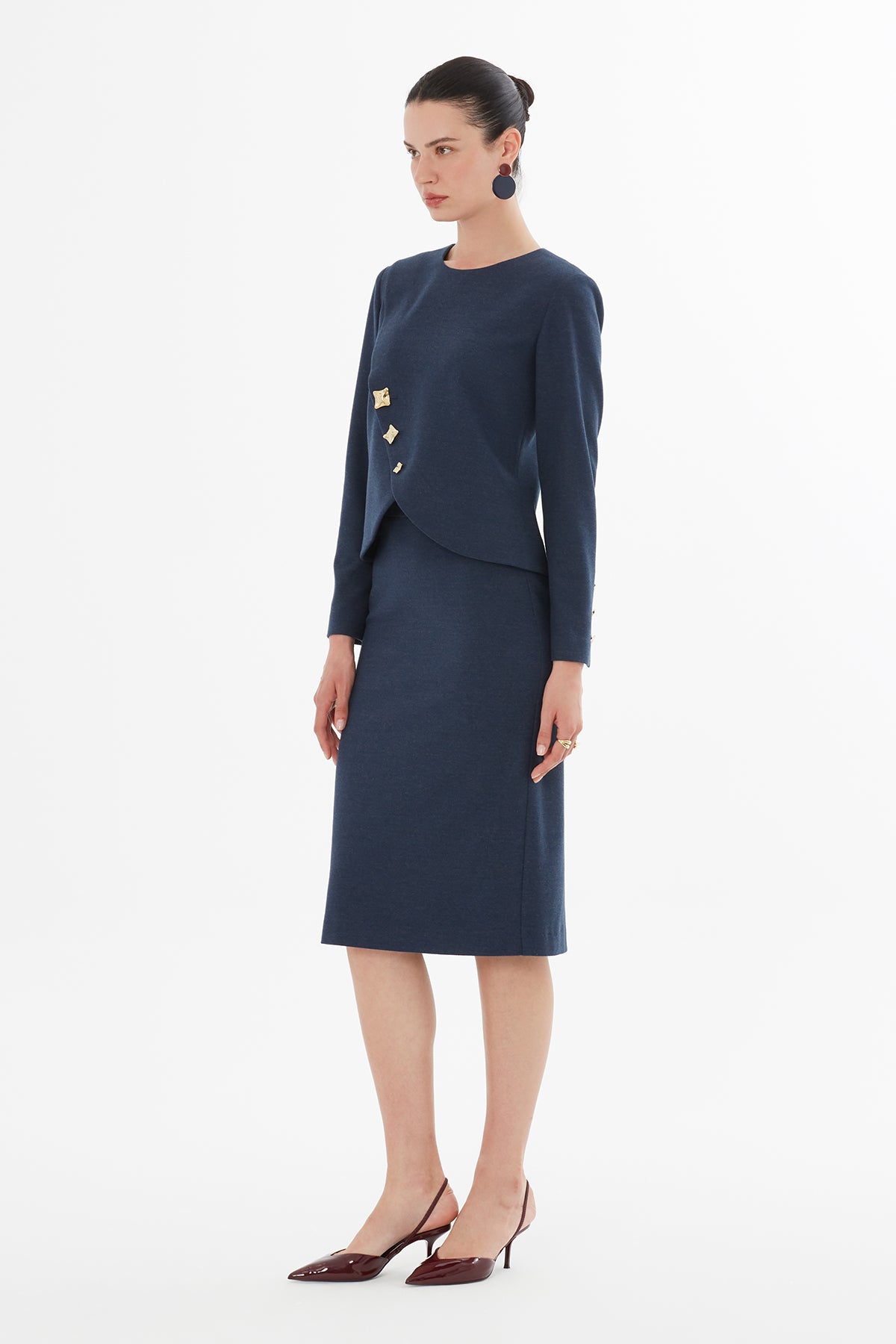 Asimetrik Düğme Kapamalı Ceket Ve Kalem Etekli Takım