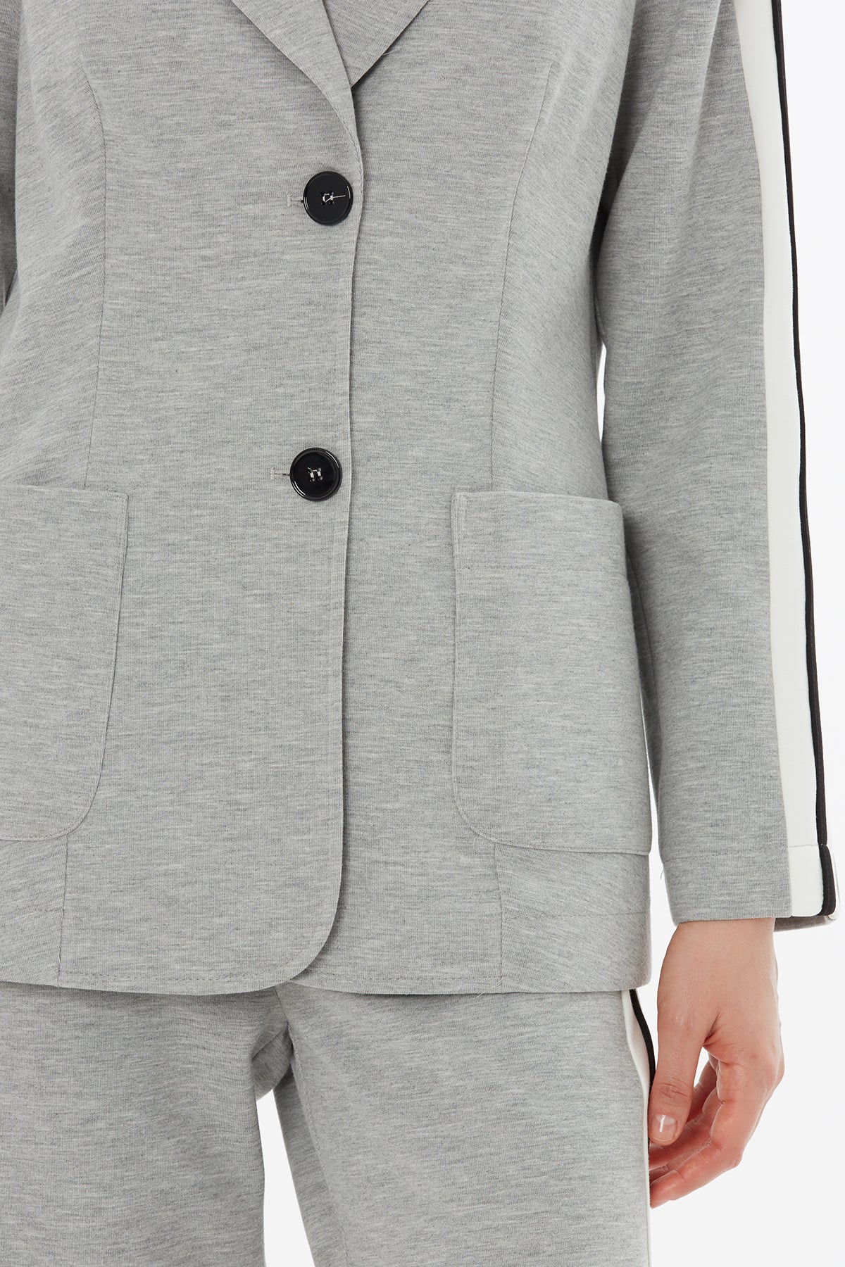 Yan Dikişler Şeritli Eşofman Takımı