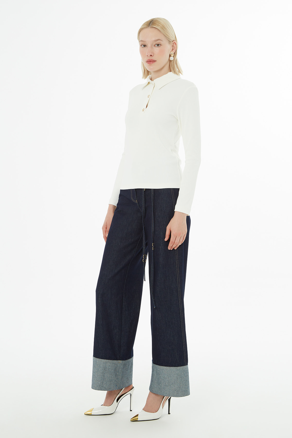 Yakalı Düğmeli Uzun Kol T-Shirt