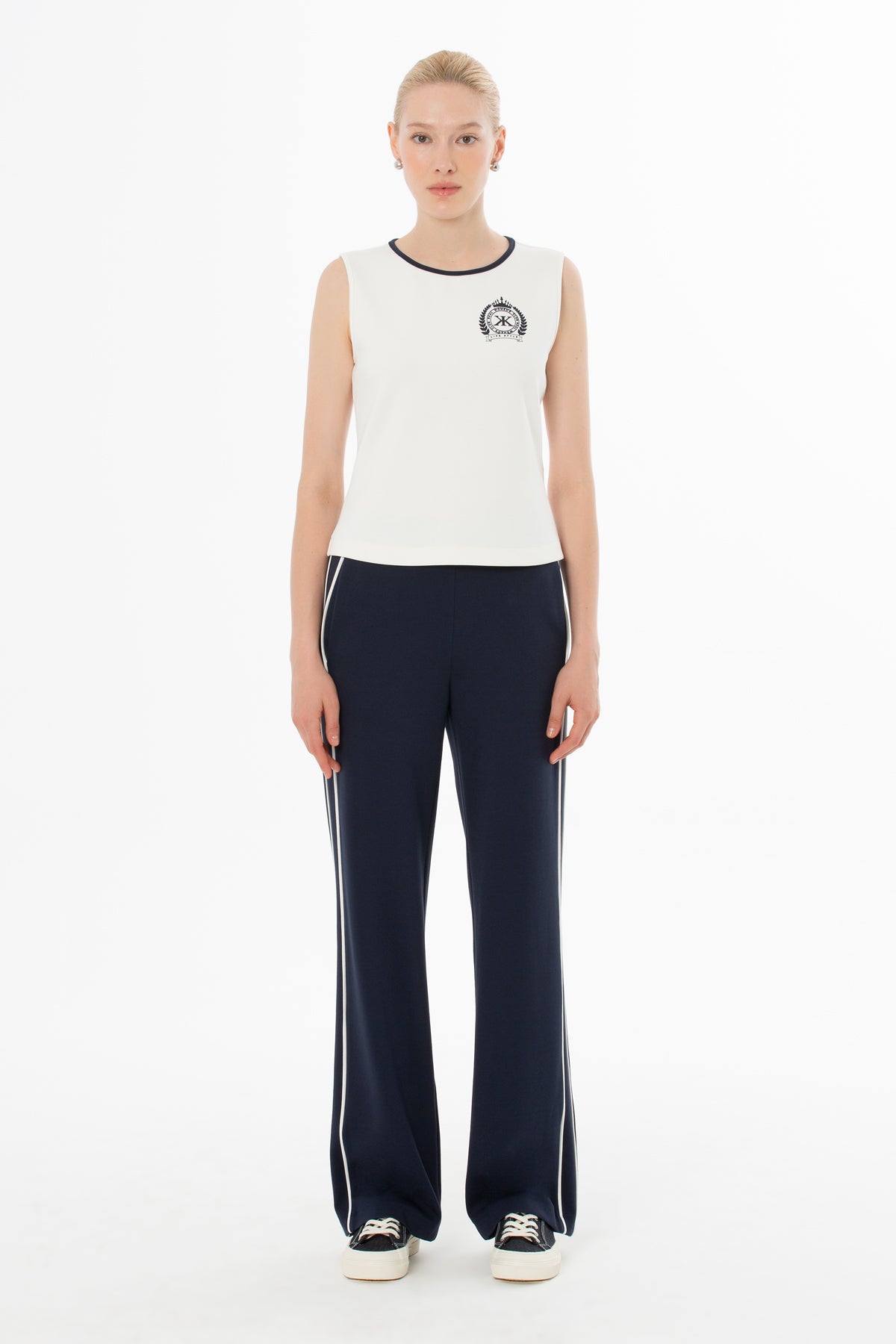 Kolsuz Bisiklet Yaka T-Shirt