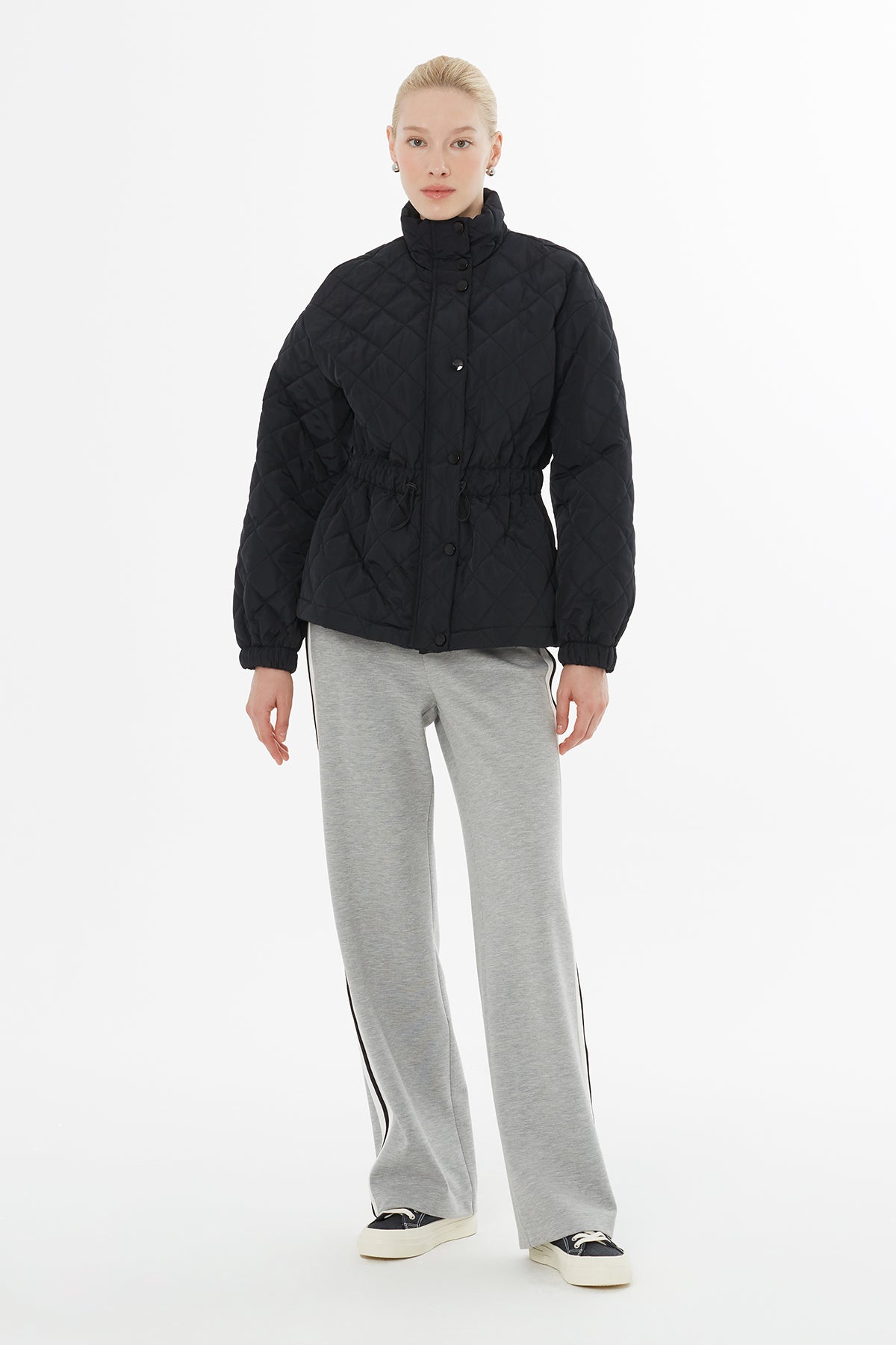 Belden Lastikli Çıtçıt Kapamalı Mont