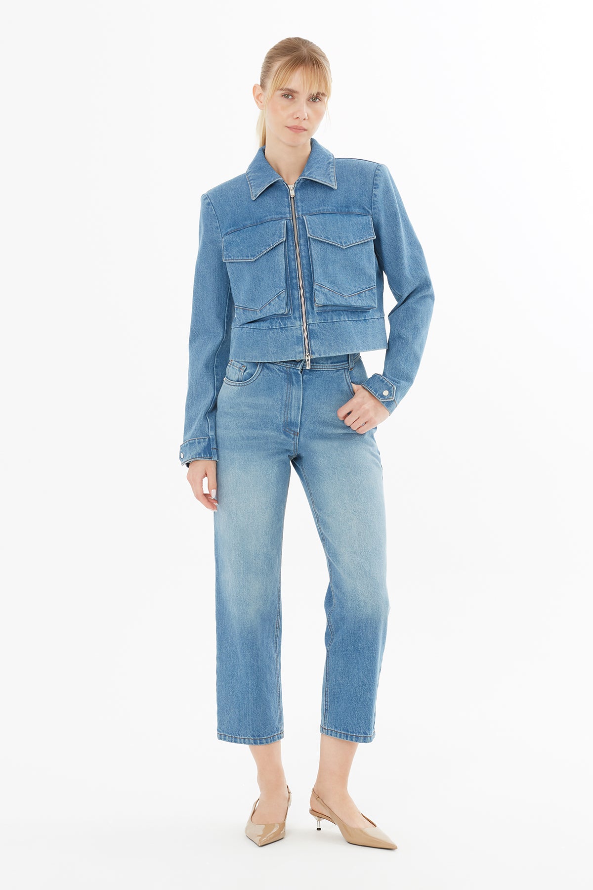 Gömlek Yakalı Cepli Kol Manşet Çıtçıt Kapamalı Ceket