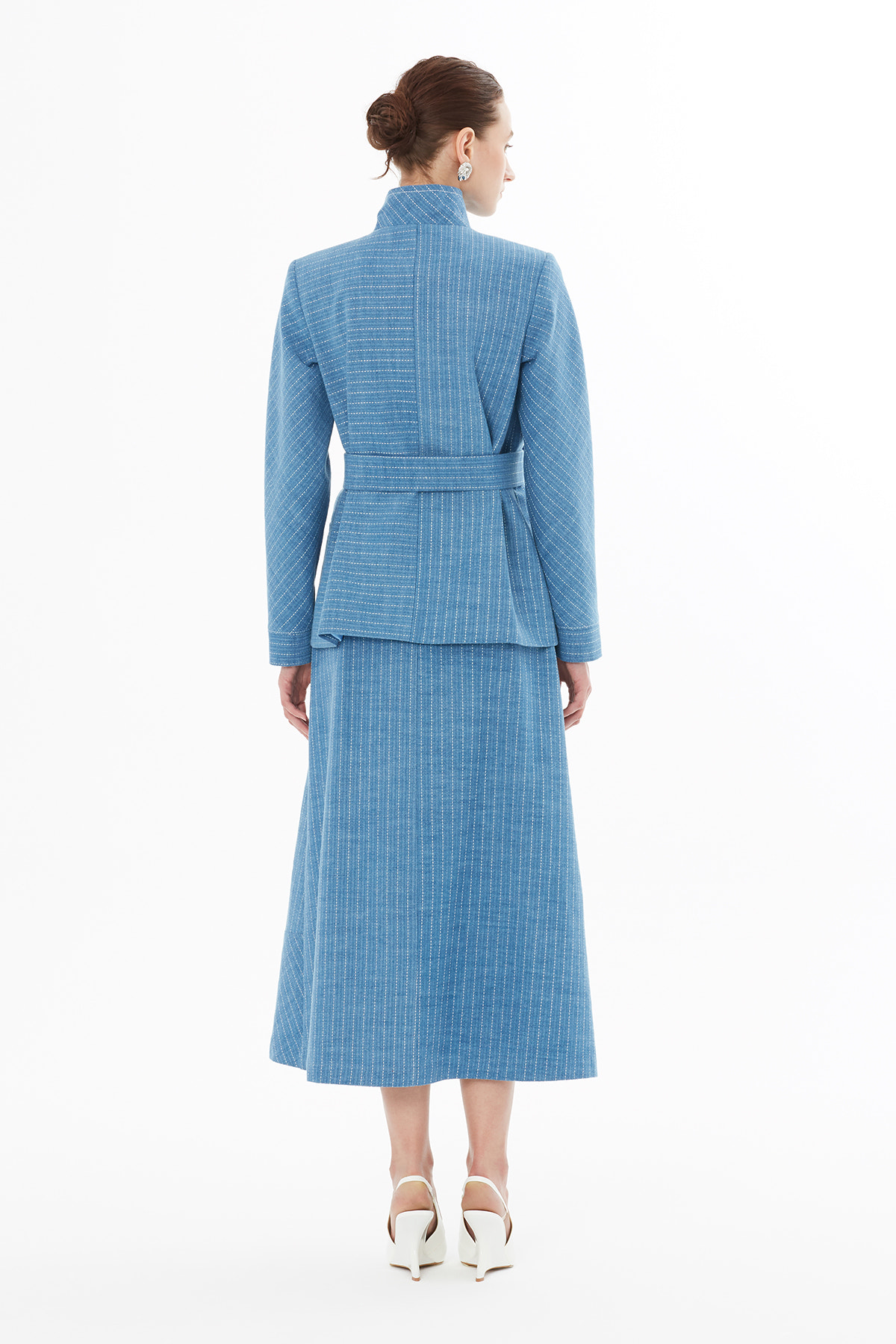 Kemer Ve Düğme Detaylı Uzun Kollu Ceket