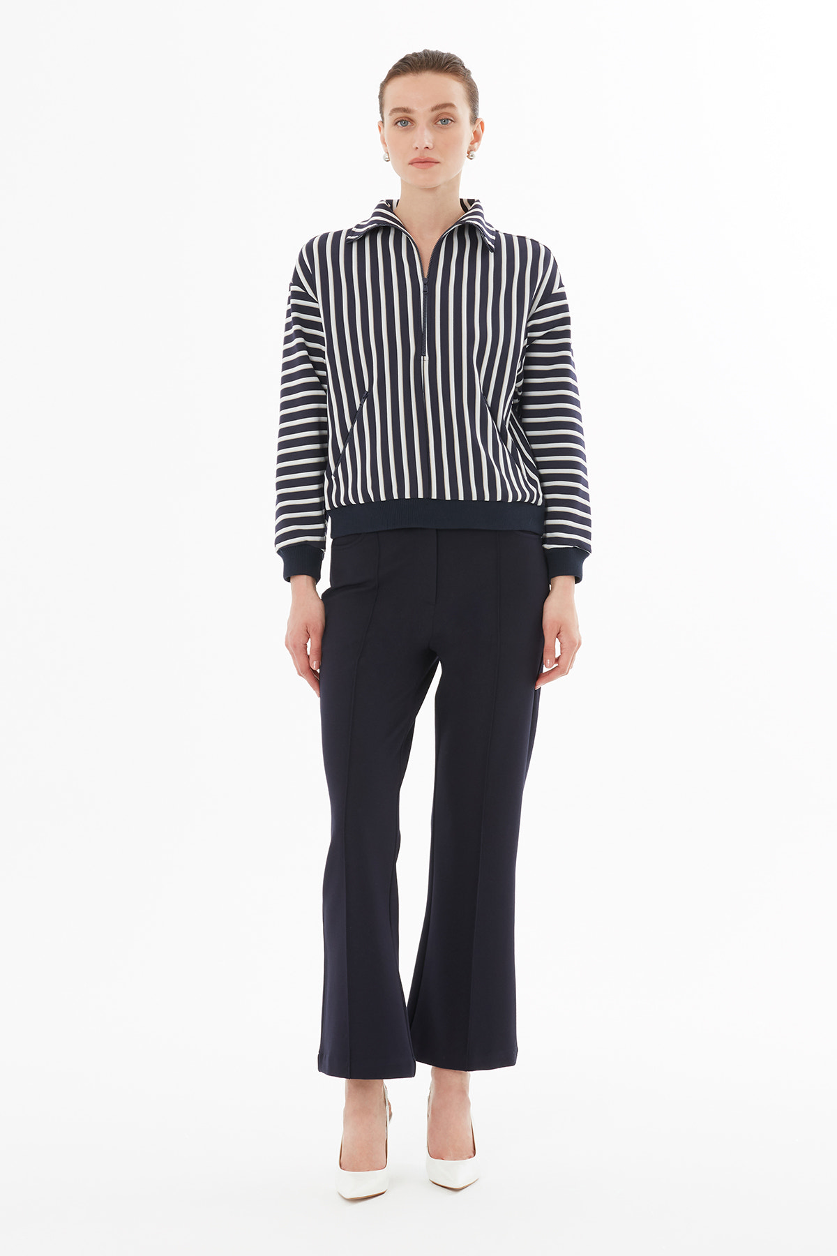 Gömlek Yakalı Fermuarlı Cep Detaylı Bluz