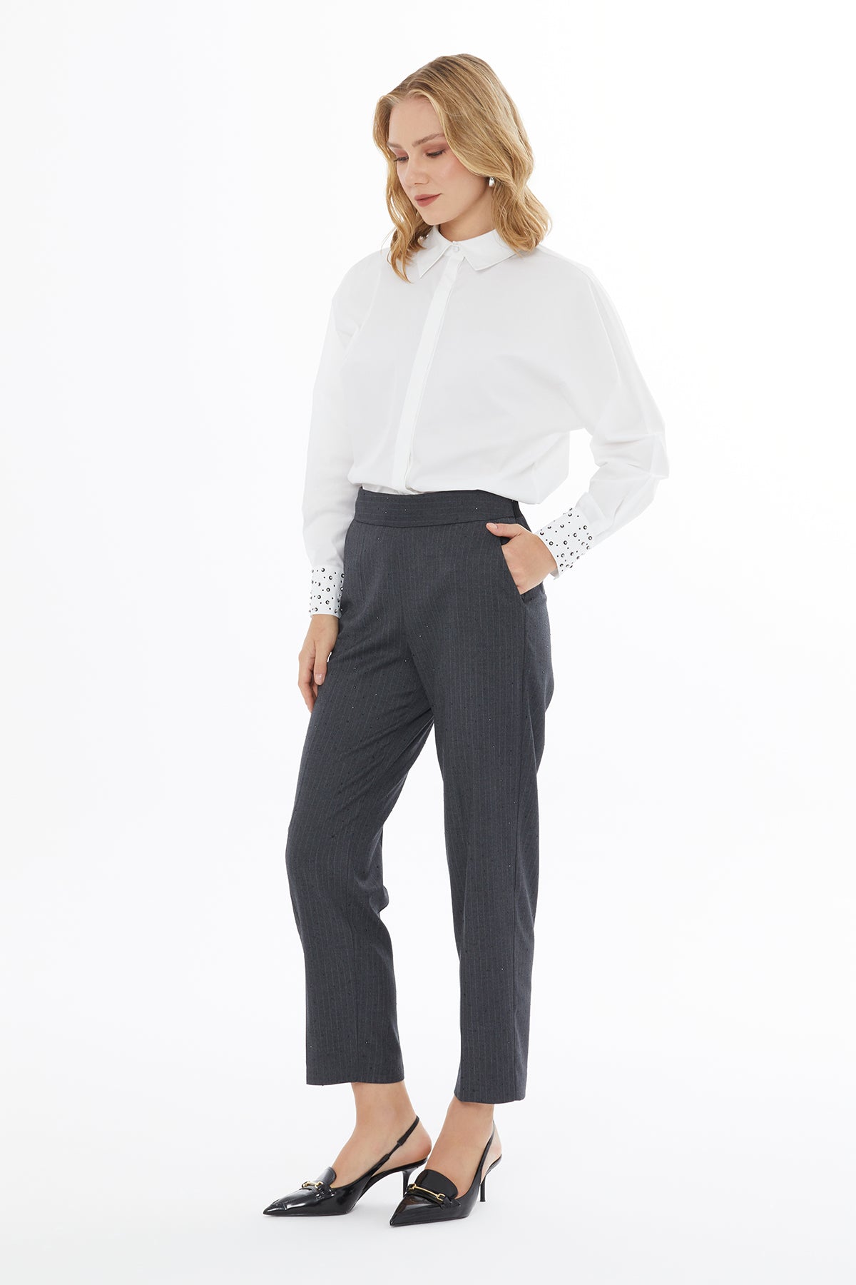 Yandan Gizi Fermuarlı Bilek Boy Taşlı Pantolon