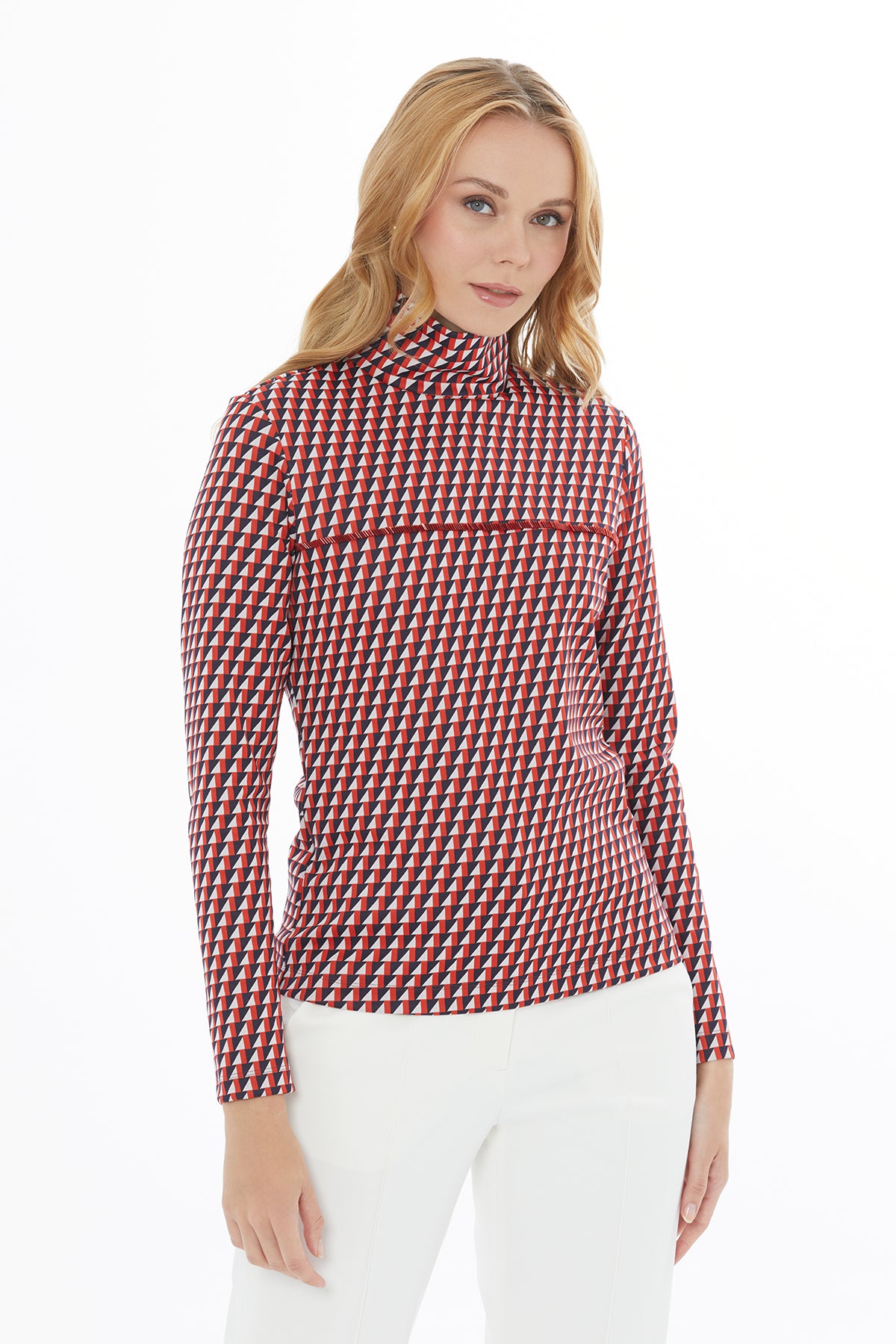 Boğazlı Göğüs Kısmı Boncuk İşlemeli Örme Bluz