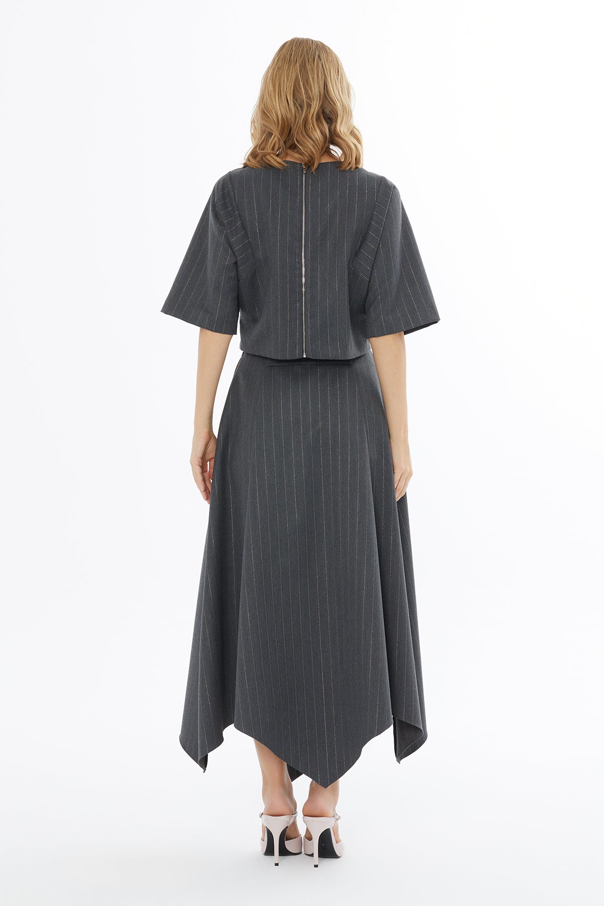 Yuvarlak Yaka Yarasa Kol Toka Detay Bluz