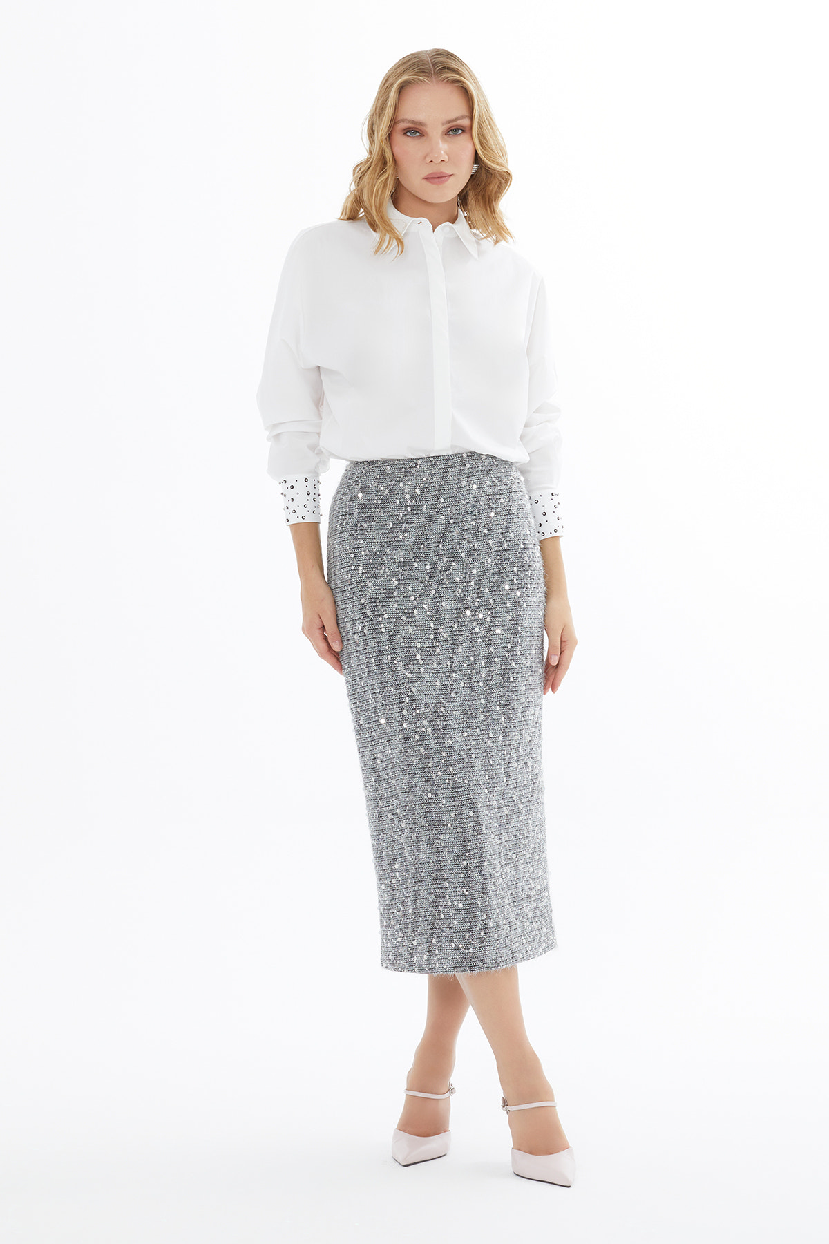 Arkadan Fermuar Kapamalı Yırtmaçlı Etek