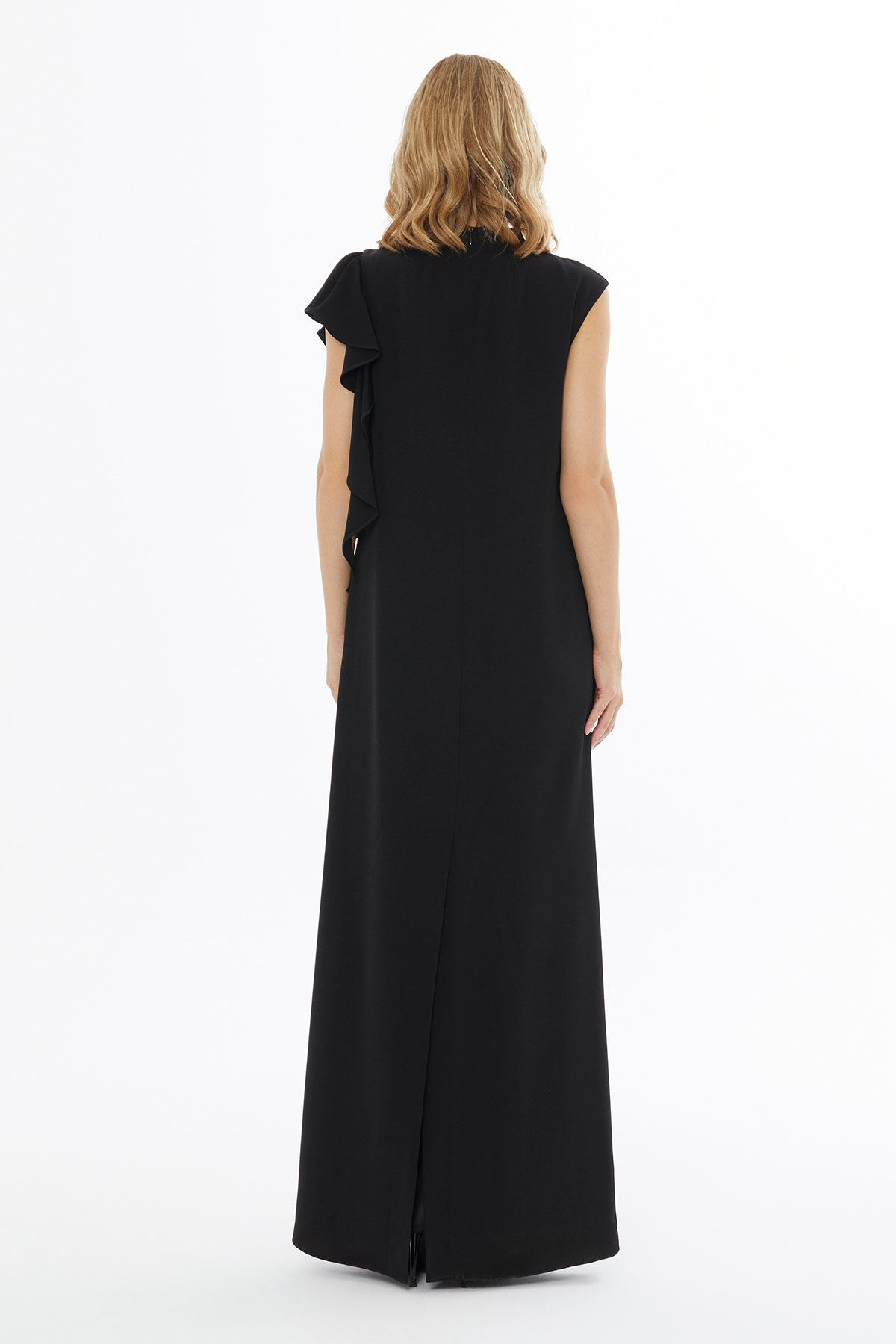 Sol Kol Fırfır Detaylı Arkası Yırtmaç Detaylı Sıfır Kol Uzun Elbise