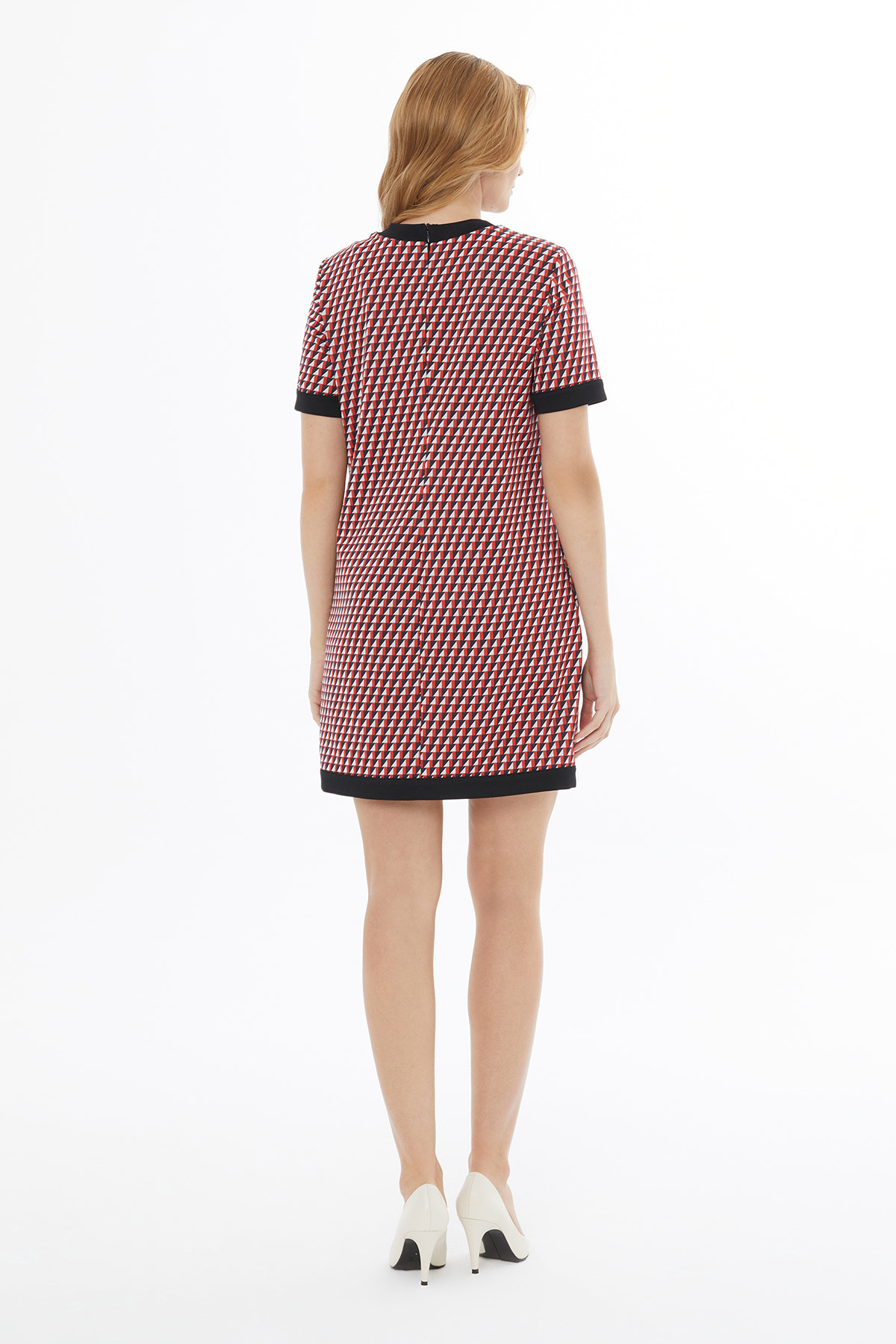 Yuvarlak Yaka Cepli Kısa Kollu Mini Elbise