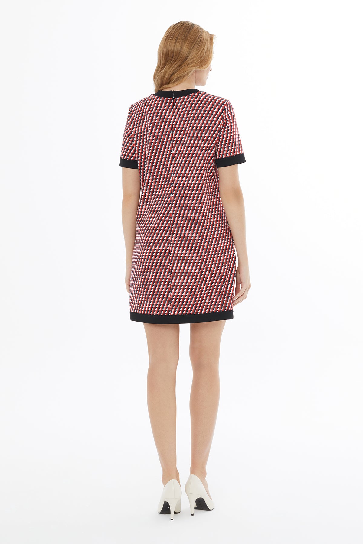 Yuvarlak Yaka Cepli Kısa Kollu Mini Elbise