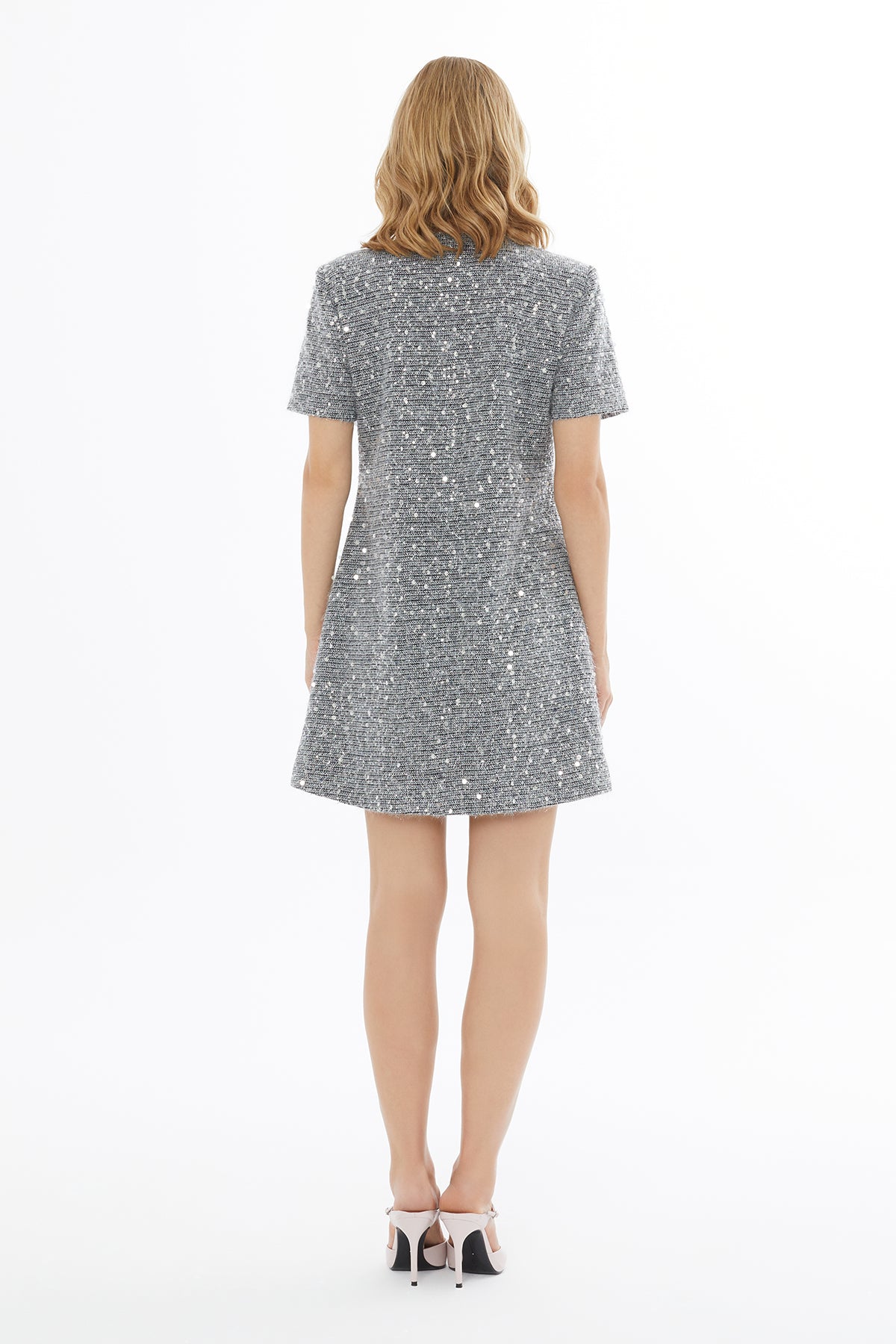 Yuvarlak Yaka Düğme Kapamalı Kısa Kollu Mini Elbise