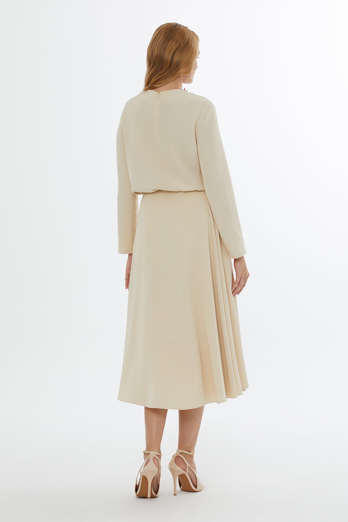 Yandan Fermuarlı Boncuk İşlemeli Kloş Etek