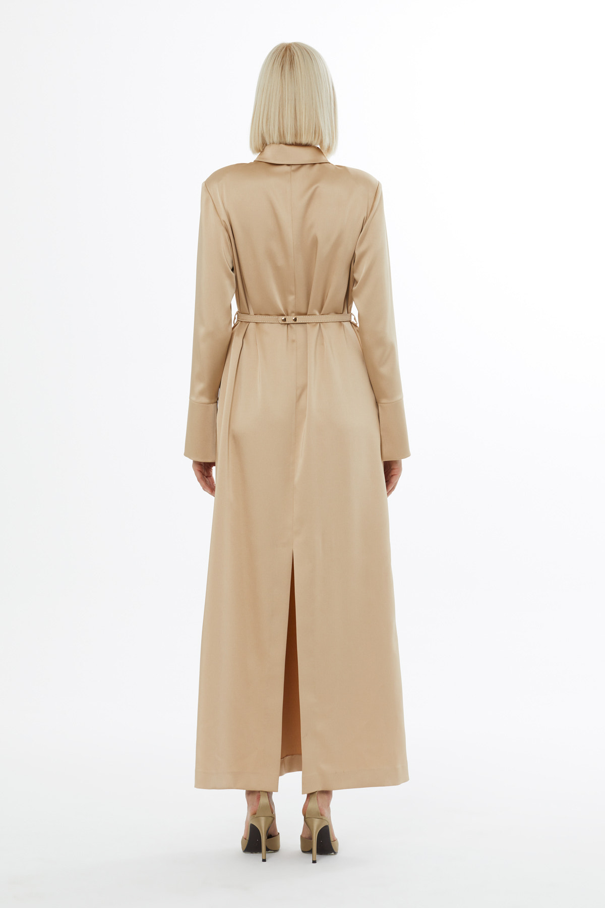 Uzun Kollu Yakalı Kemerli Uzun Elbise