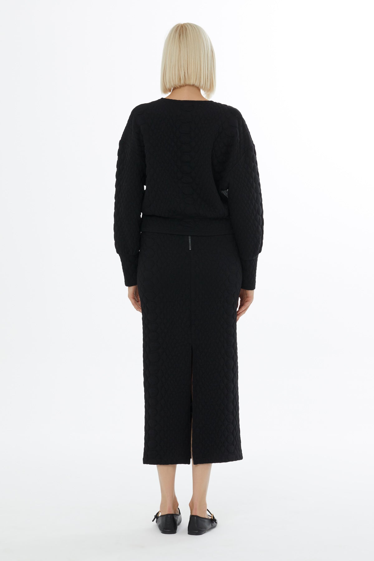 V Yakalı Rahat Kesim Bluz Ve Kalem Etekli Yılan Desenli Dokulu Örme Takım