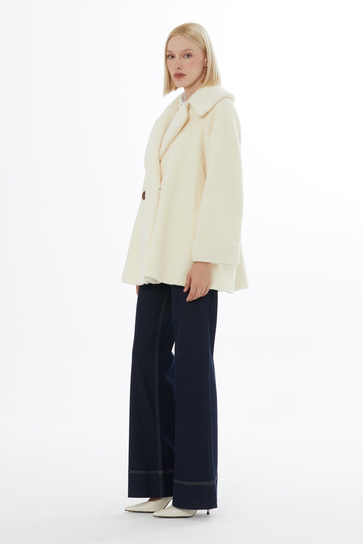 Kruvaze Kesim Duble Kollu Oversıze Peluş Ekru Kaban