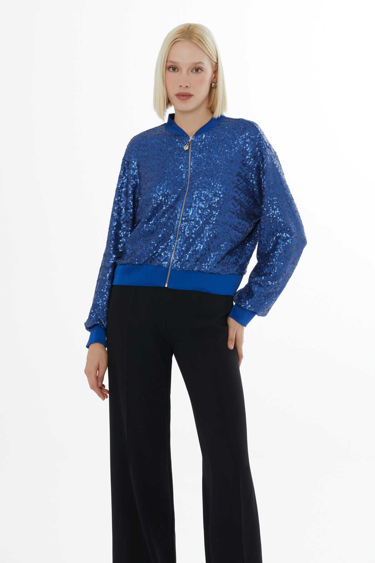 Önü Metal Fermuarlı Pul Payet Bomber Ceket