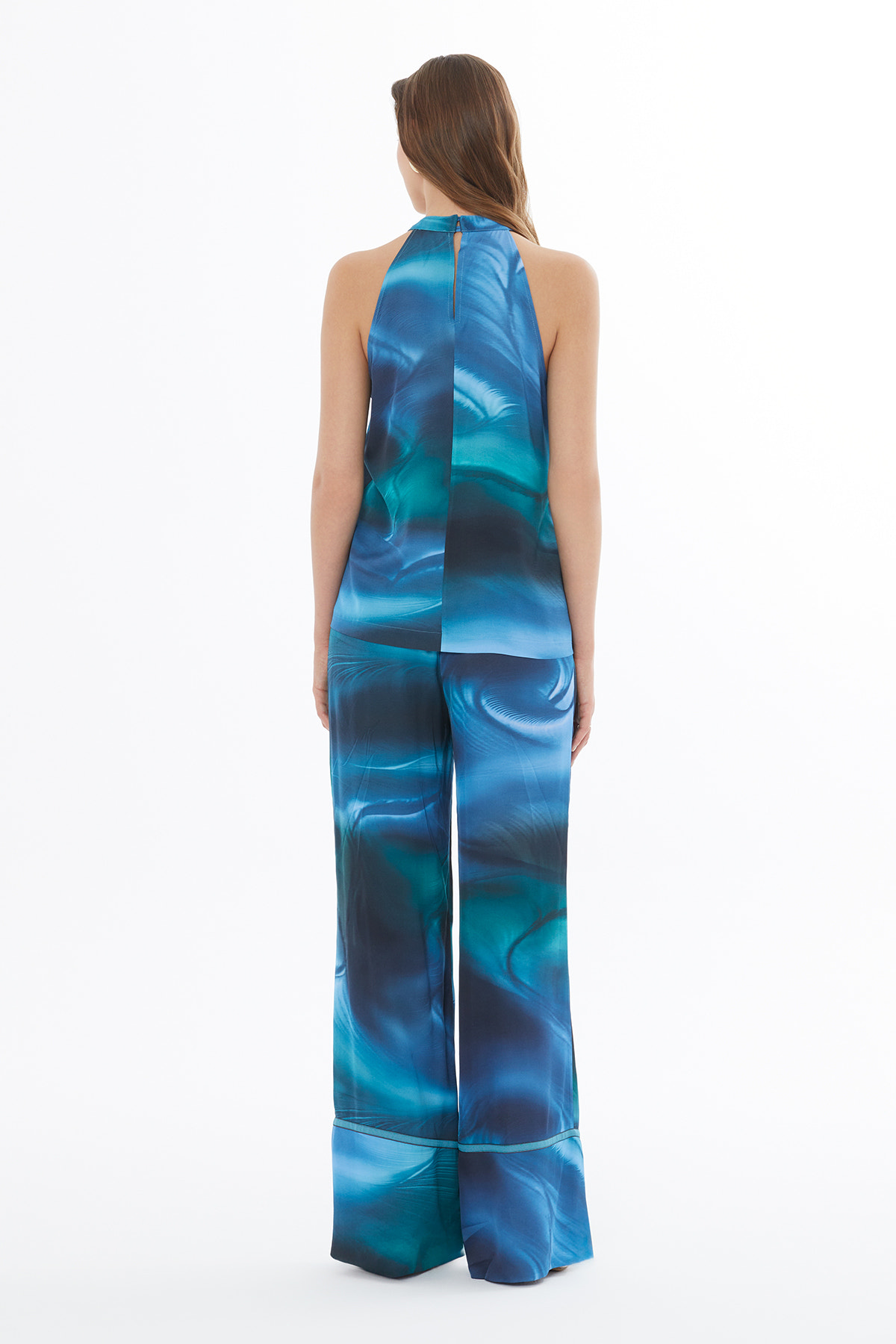 Önü Tokalı Arka Orta Düğmeli Kadın Bluz