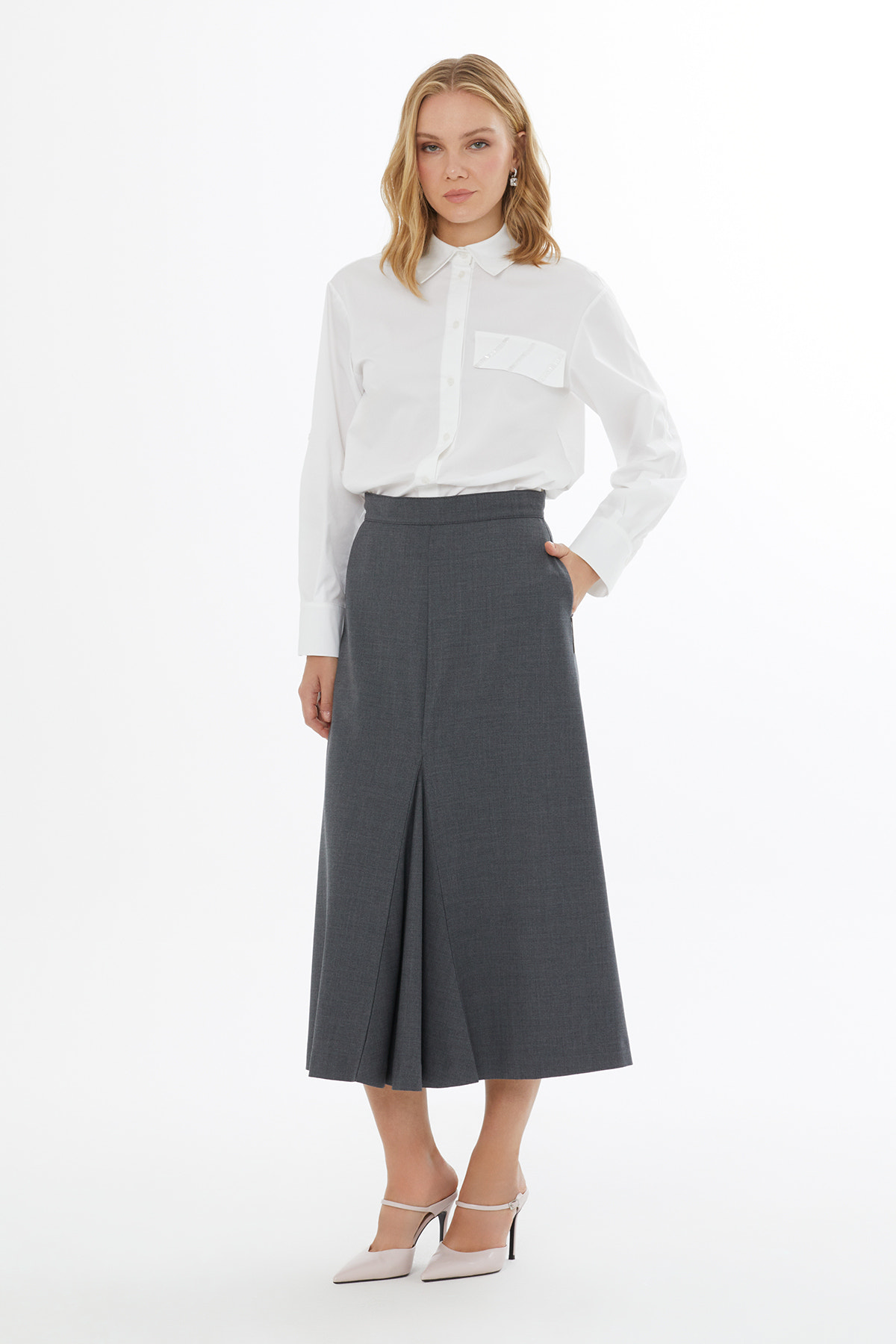 Arkası Gizli Fermuarlı Pili Katlamalı Kadın Etek