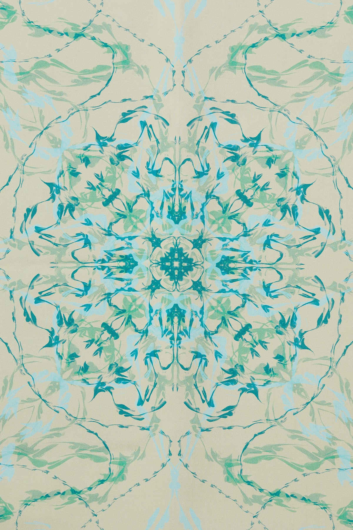 Simetrik Soyut Desenli Eşarp