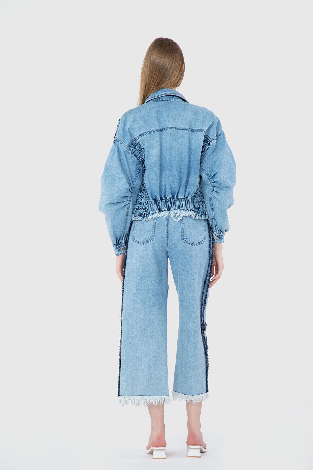 İşleme Nakış Ve Dikiş Detaylı Oversize Ceket