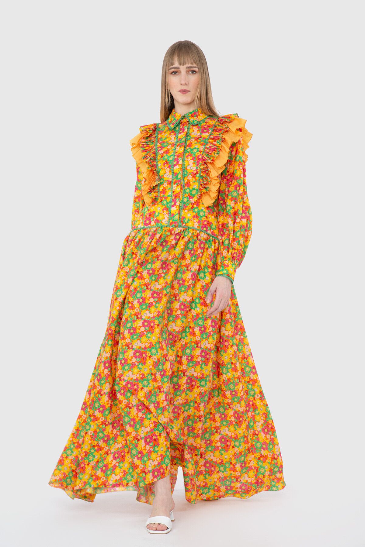 Kontrast Kumaş Detaylı Uzun Elbise