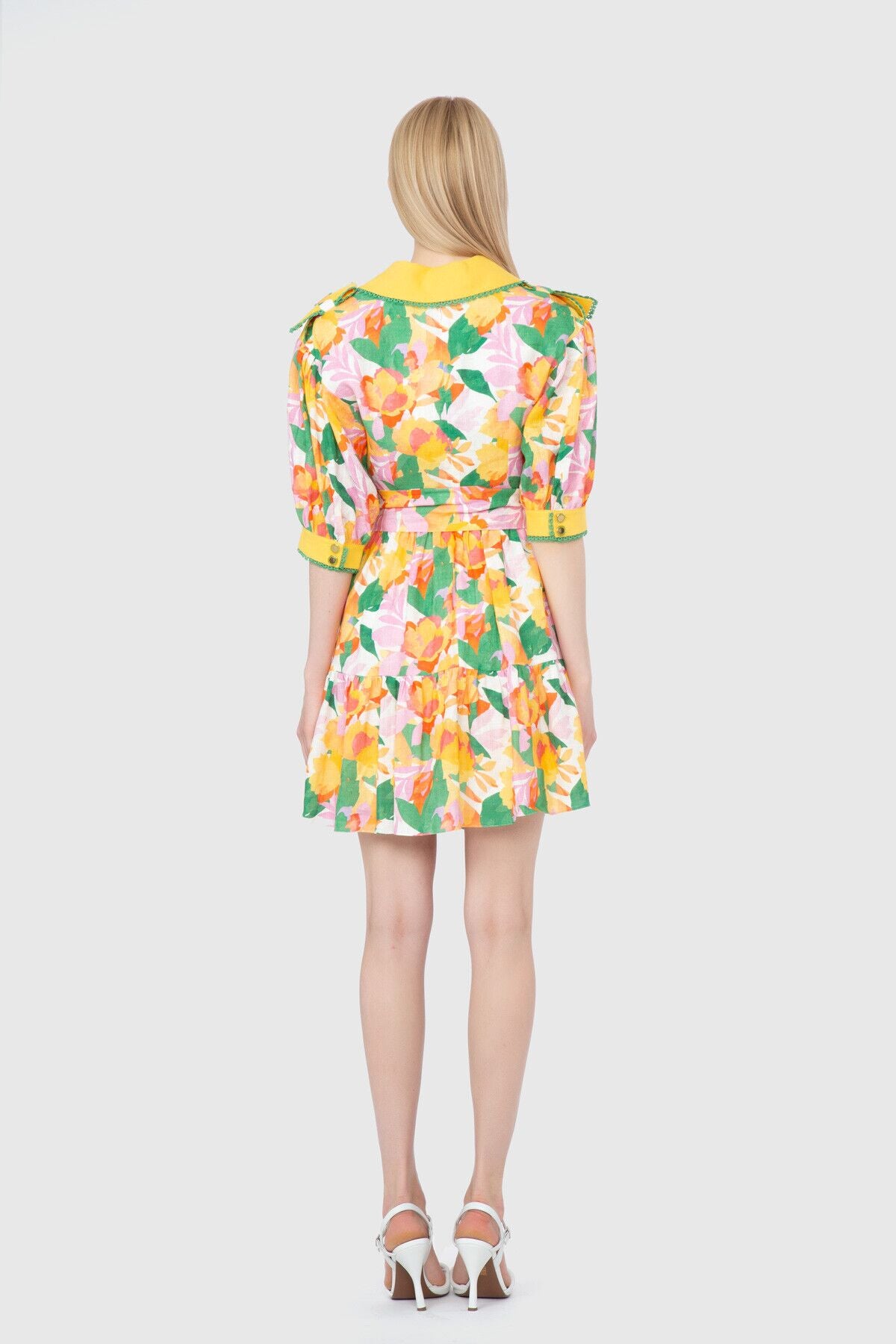 V Yaka Ve Kuşak Bağlamalı Elbise