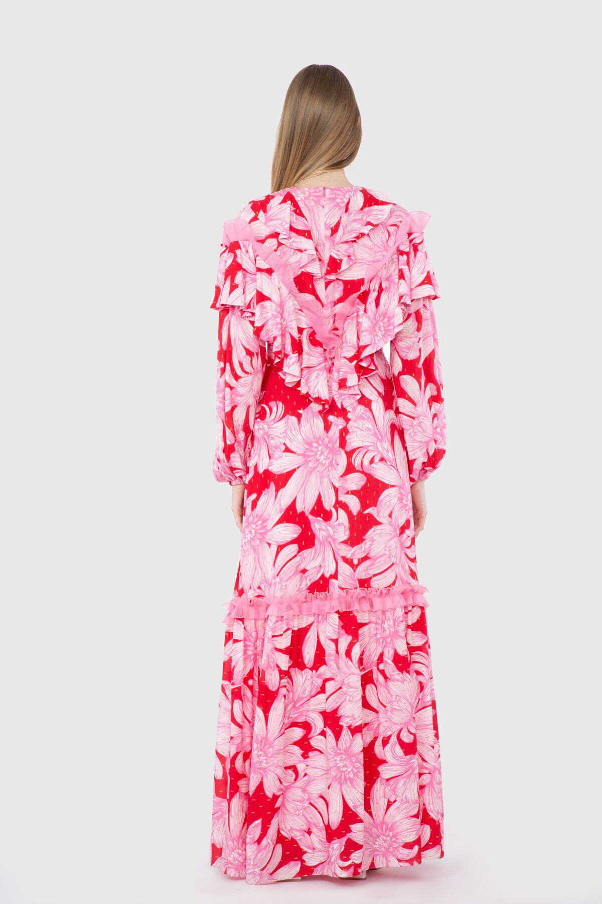 V Yakalı İşleme Detaylı Elbise