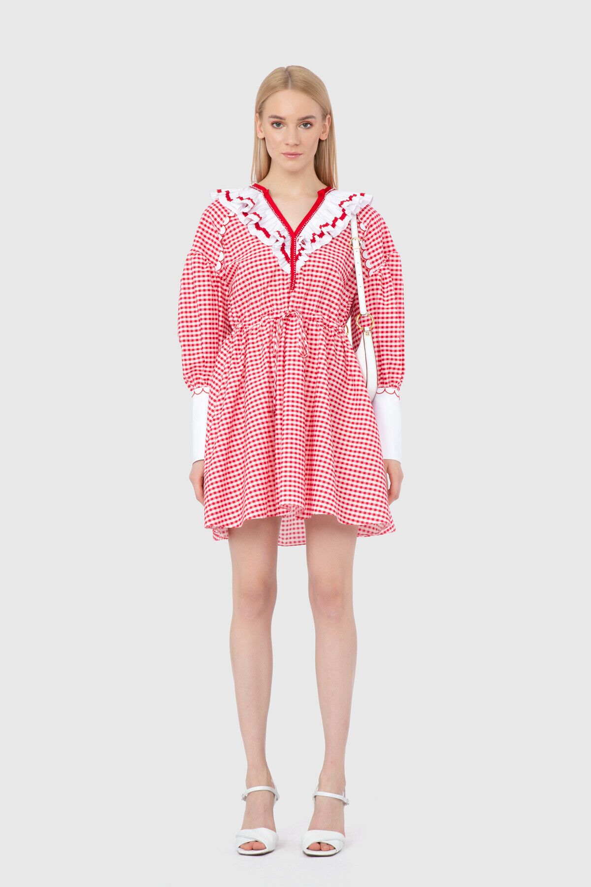 Pilise Yaka Detaylı Geniş Kol Manşetli Mini Elbise