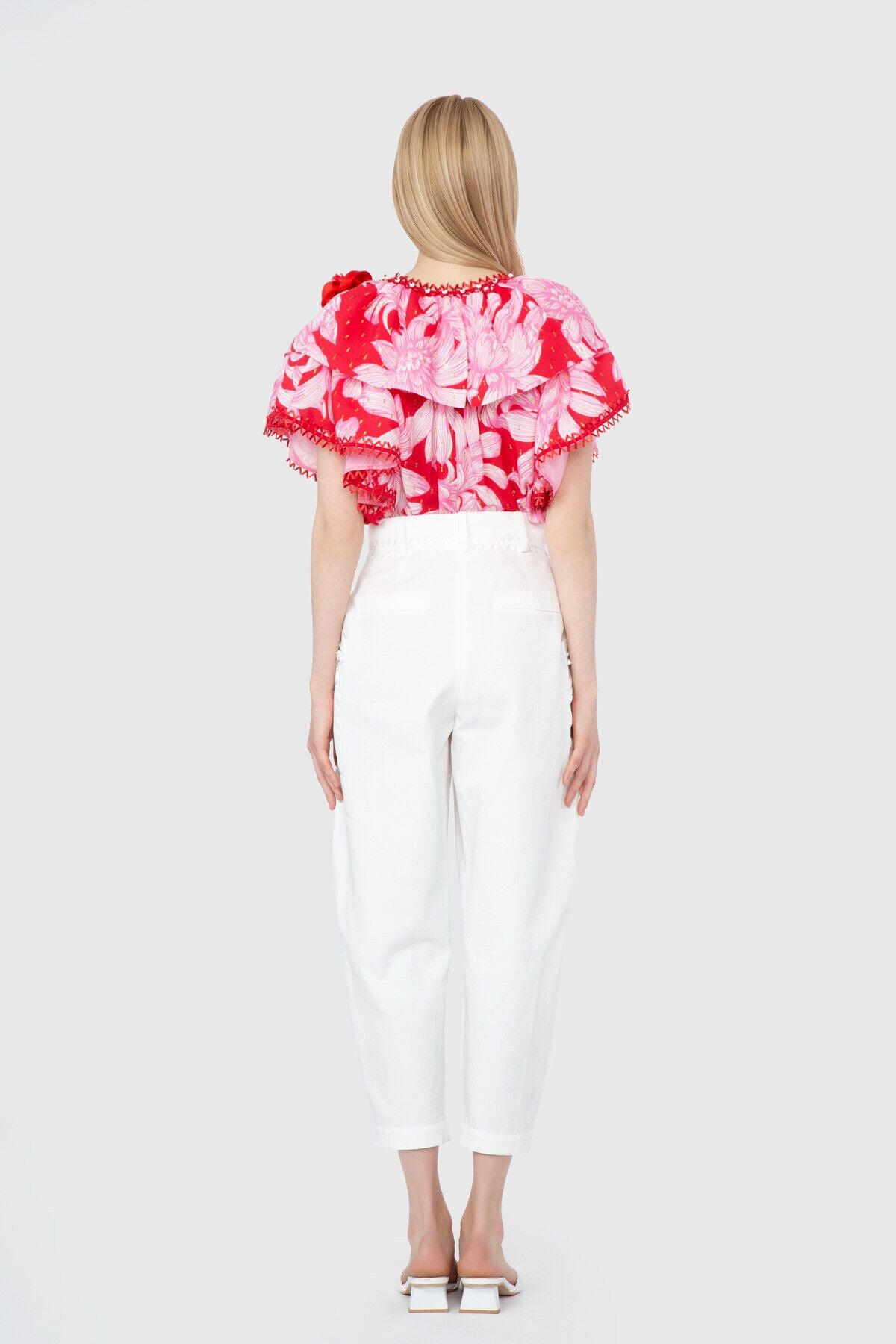 Şerit Aksesuar Ve İşleme Detaylı Havuç Pantolon