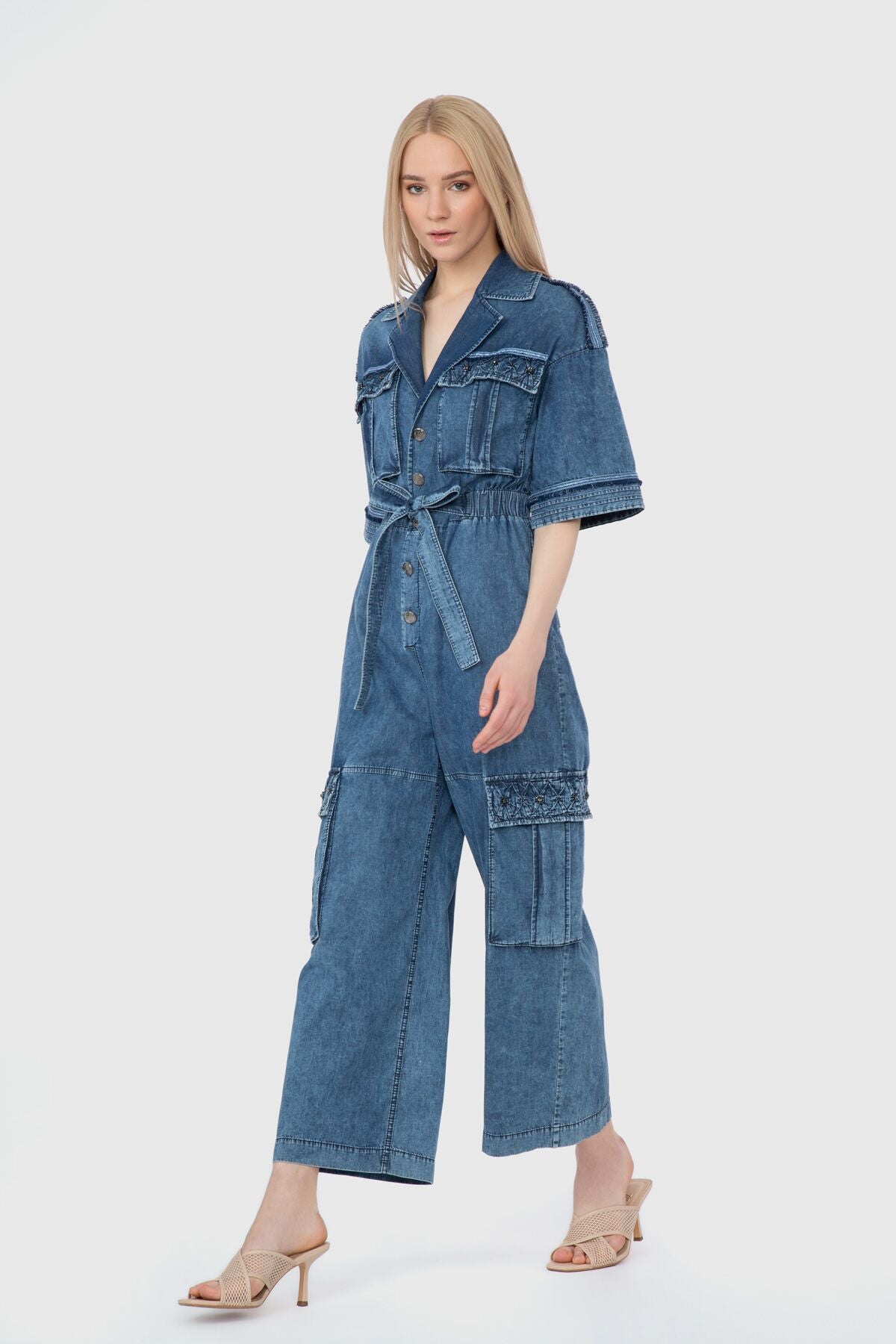 Şerit Ve Dikiş Detaylı Belden Bağlama Geniş Paça Tulum