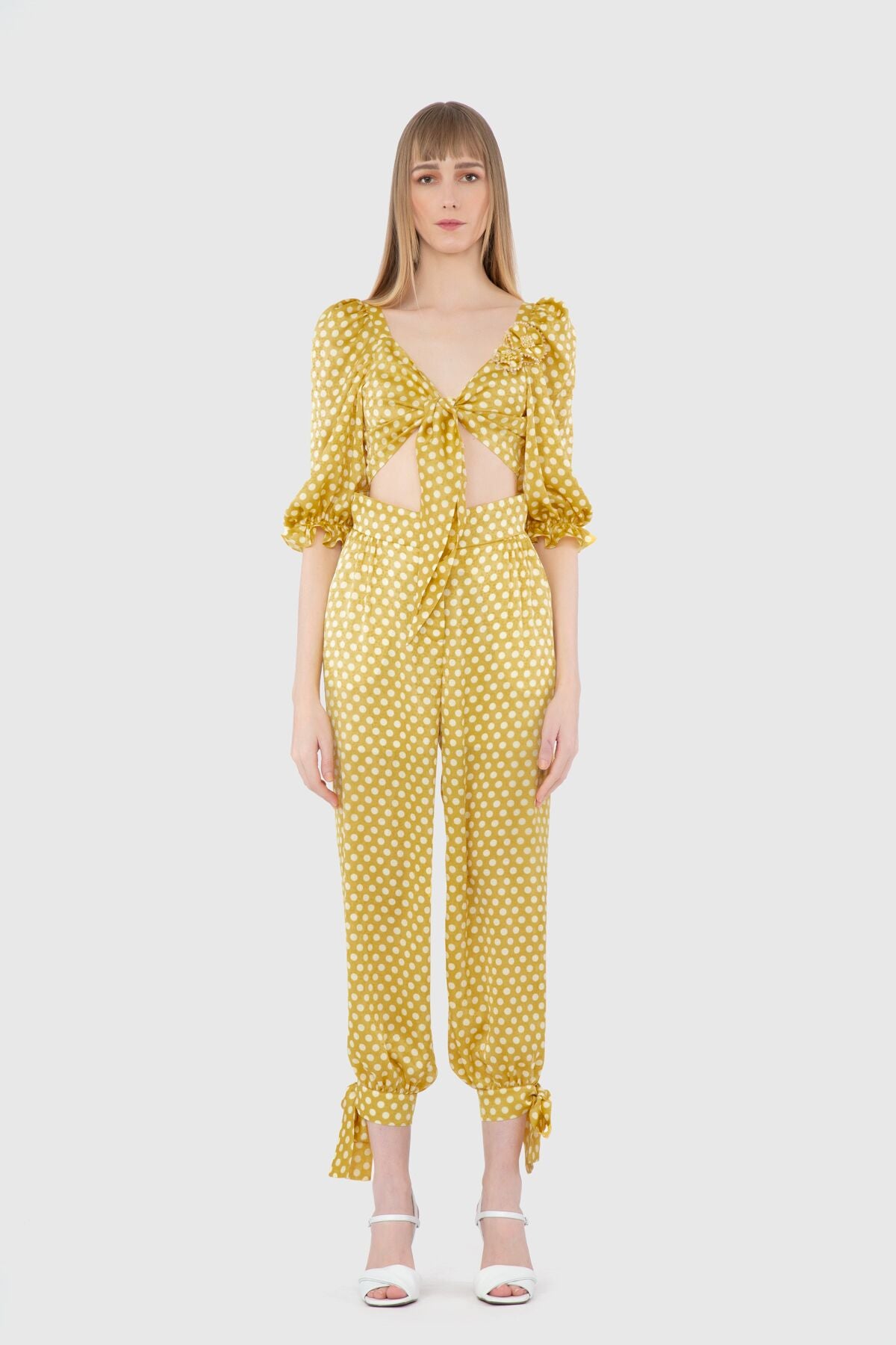 Yüksek Bel Paçası Bağlamalı Rahat Pantolon