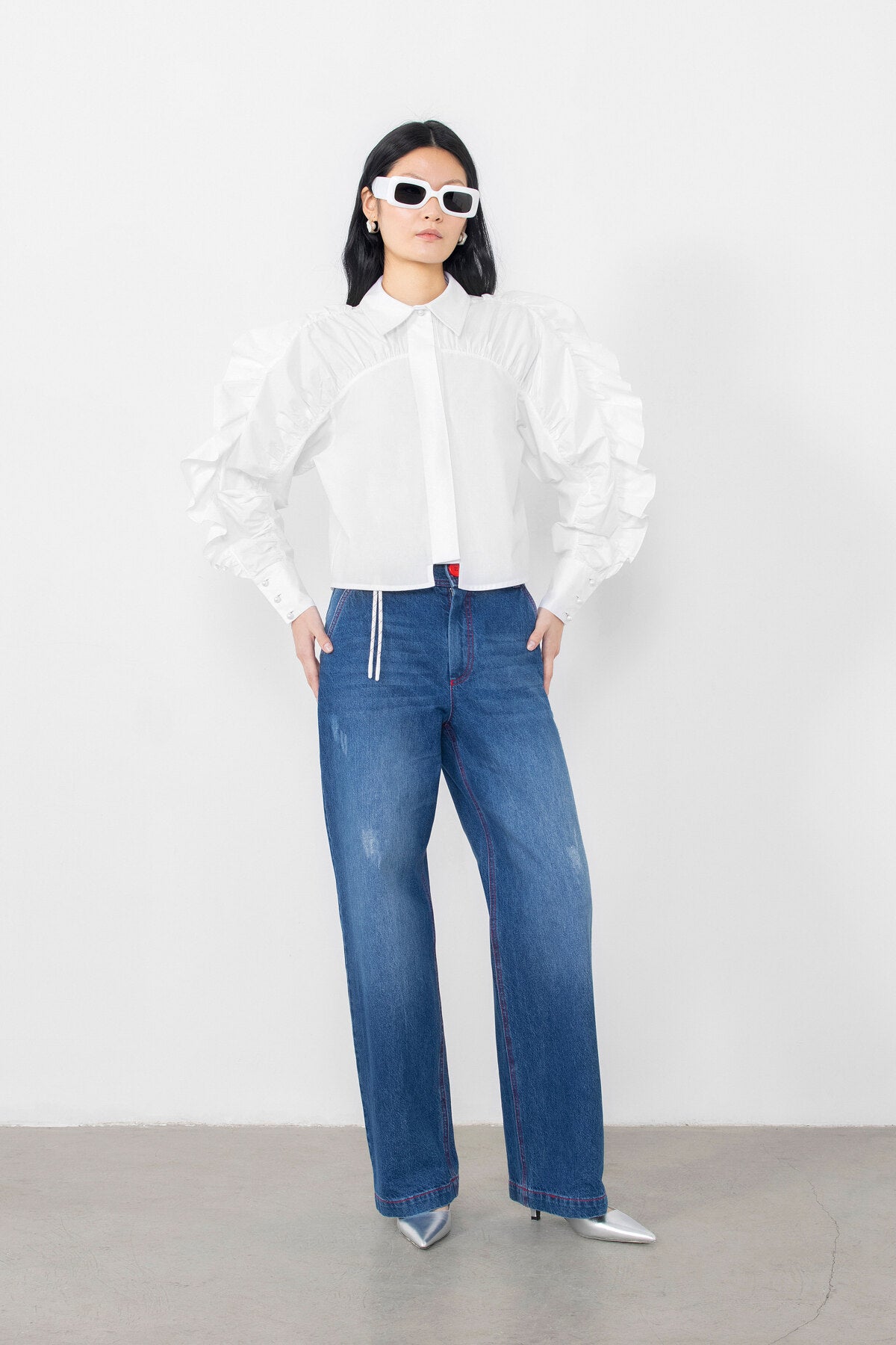 Dikiş Detaylı Düğmeli Jean Pantolon